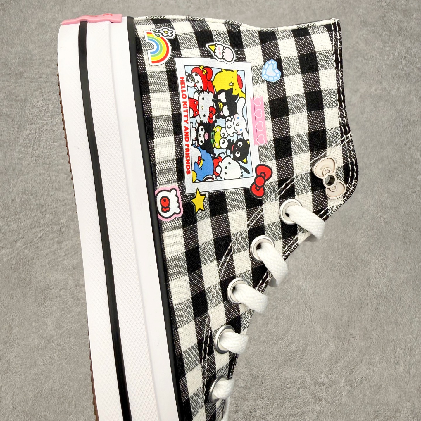 Converse × Hello Kitty and Friends Picnic Chuck Tayl