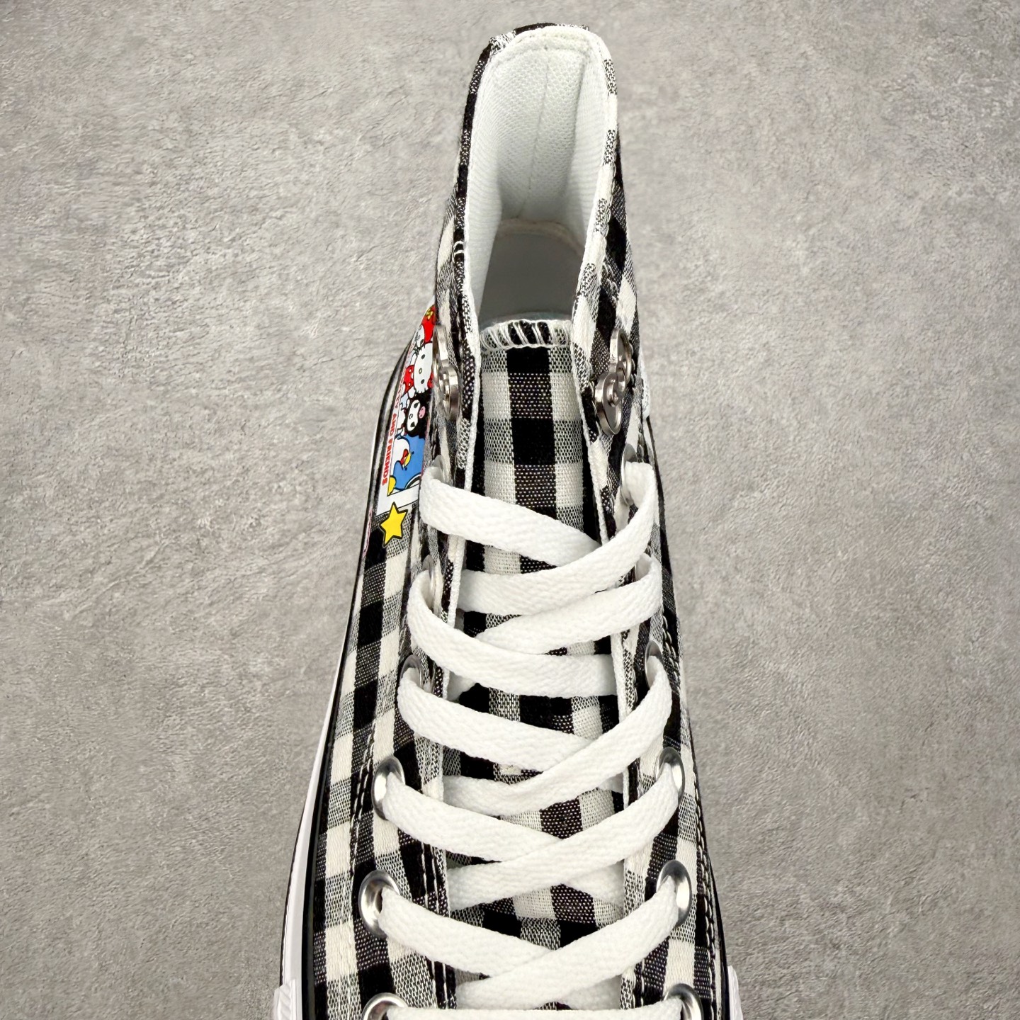 Converse × Hello Kitty and Friends Picnic Chuck Tayl