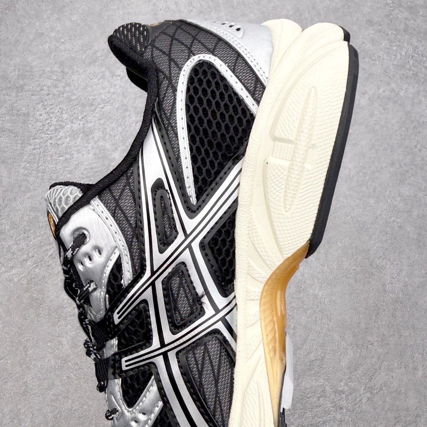 ＃XN ASICS Gel-Nimbus 10.1 亚瑟士雨云10.1代系列轻量缓震休闲运动跑步鞋 欧美