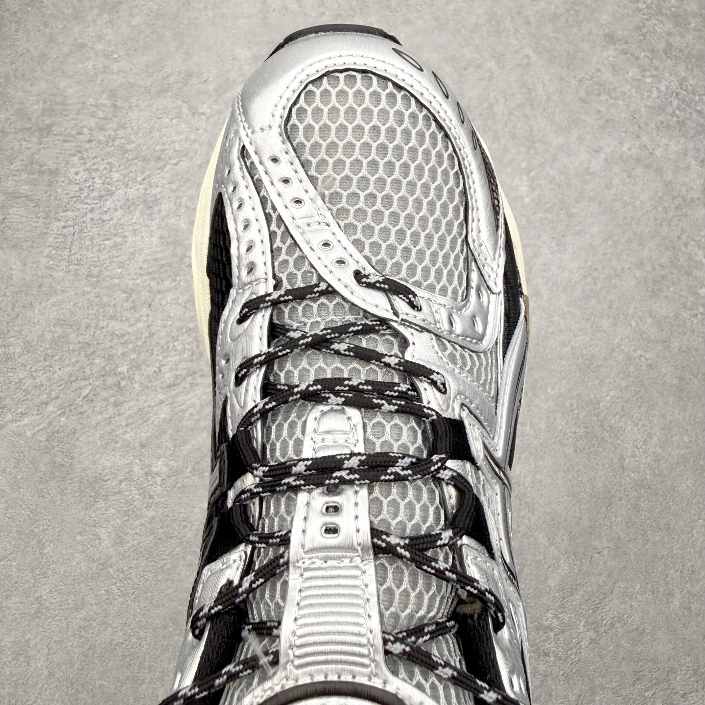 ＃XN ASICS Gel-Nimbus 10.1 亚瑟士雨云10.1代系列轻量缓震休闲运动跑步鞋 欧美