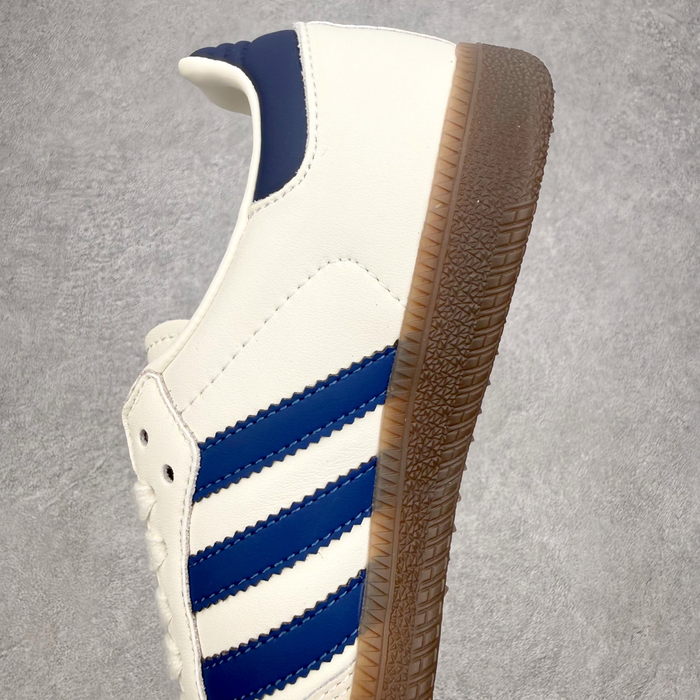 ＃HZ AD Original Samba OG 桑巴复古经典轻便板鞋 IH6627 口碑大厂出品 全网
