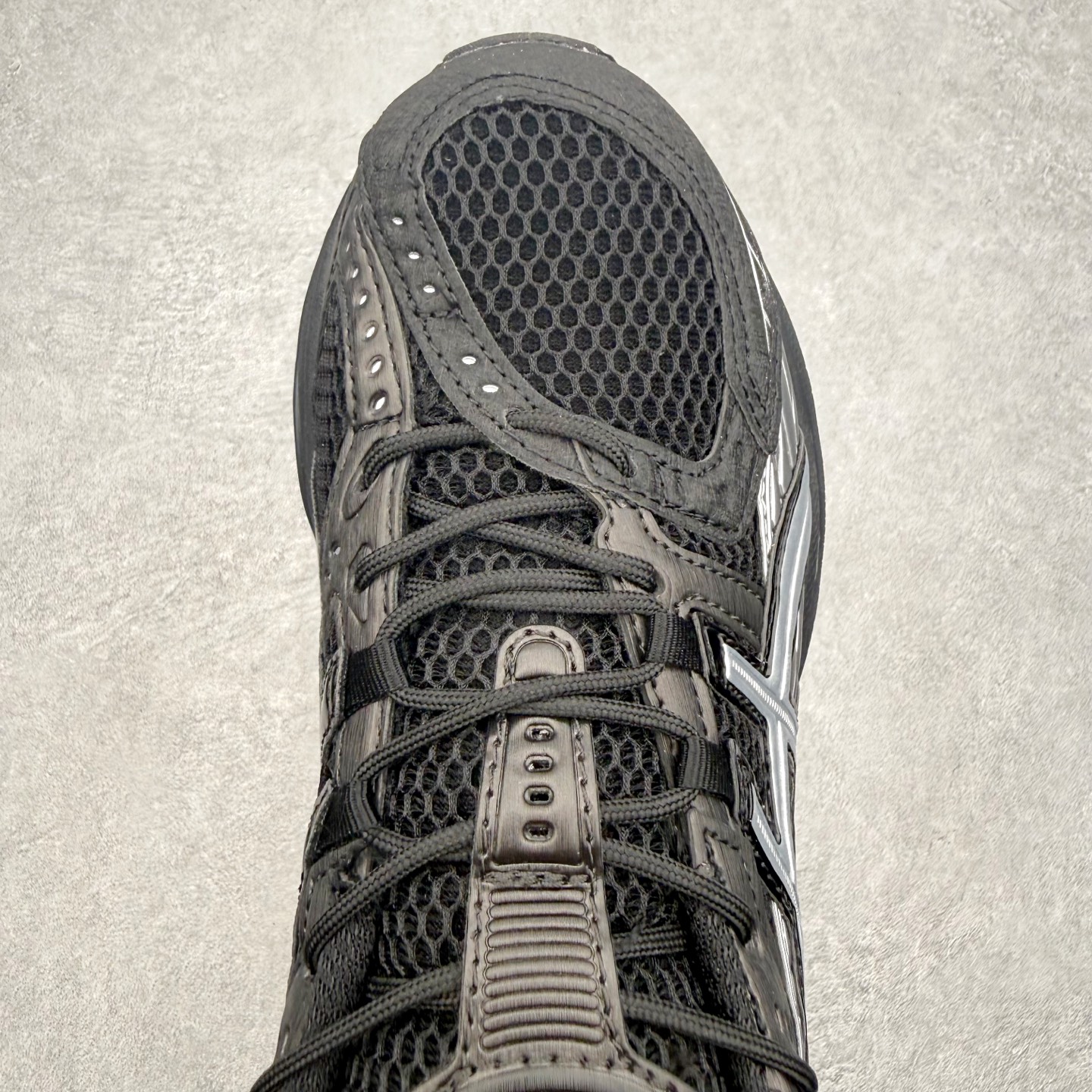 ＃XN ASICS Gel-Nimbus 10.1 亚瑟士雨云10.1代系列轻量缓震休闲运动跑步鞋 欧美