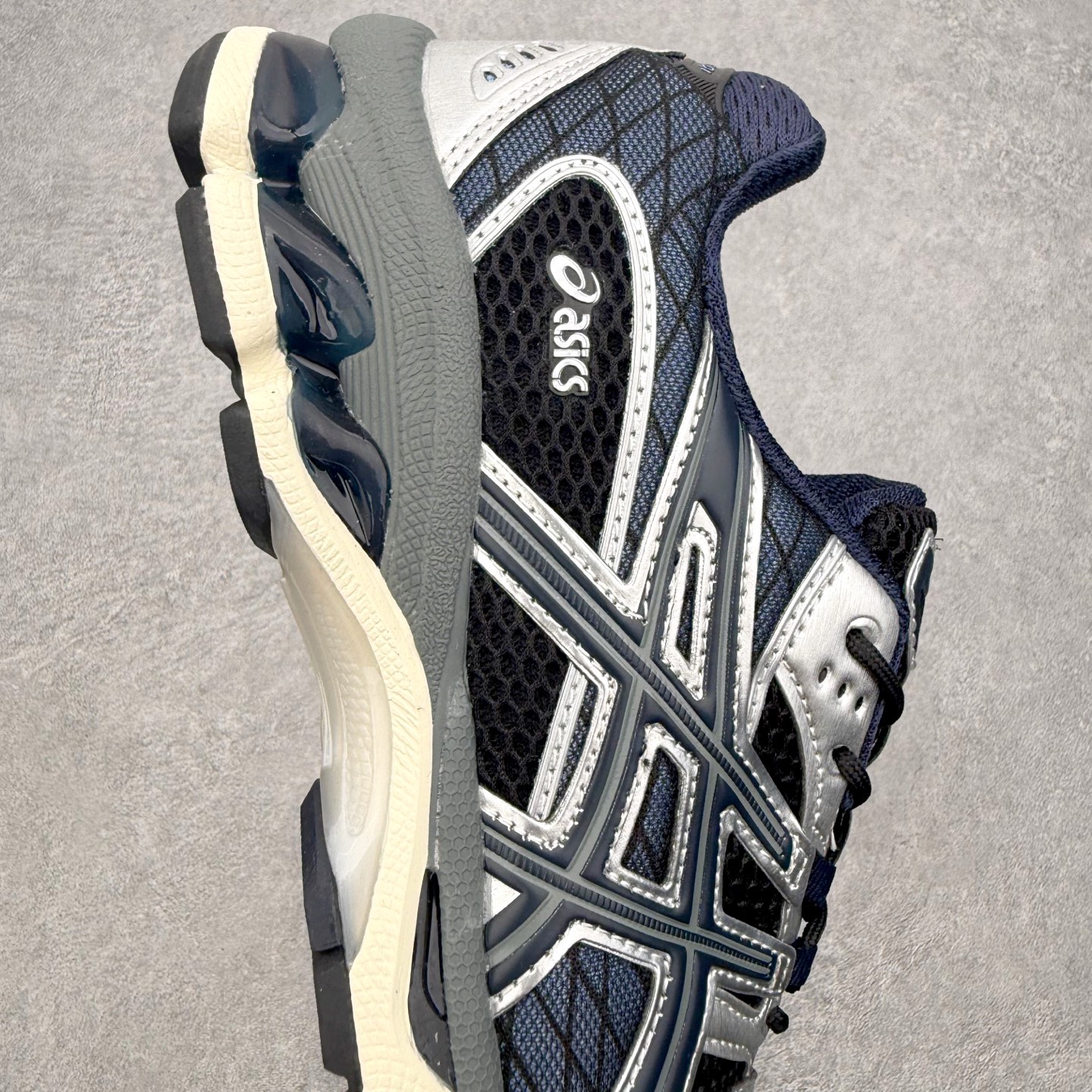 ＃XN ASICS Gel-Nimbus 10.1 亚瑟士雨云10.1代系列轻量缓震休闲运动跑步鞋 欧美