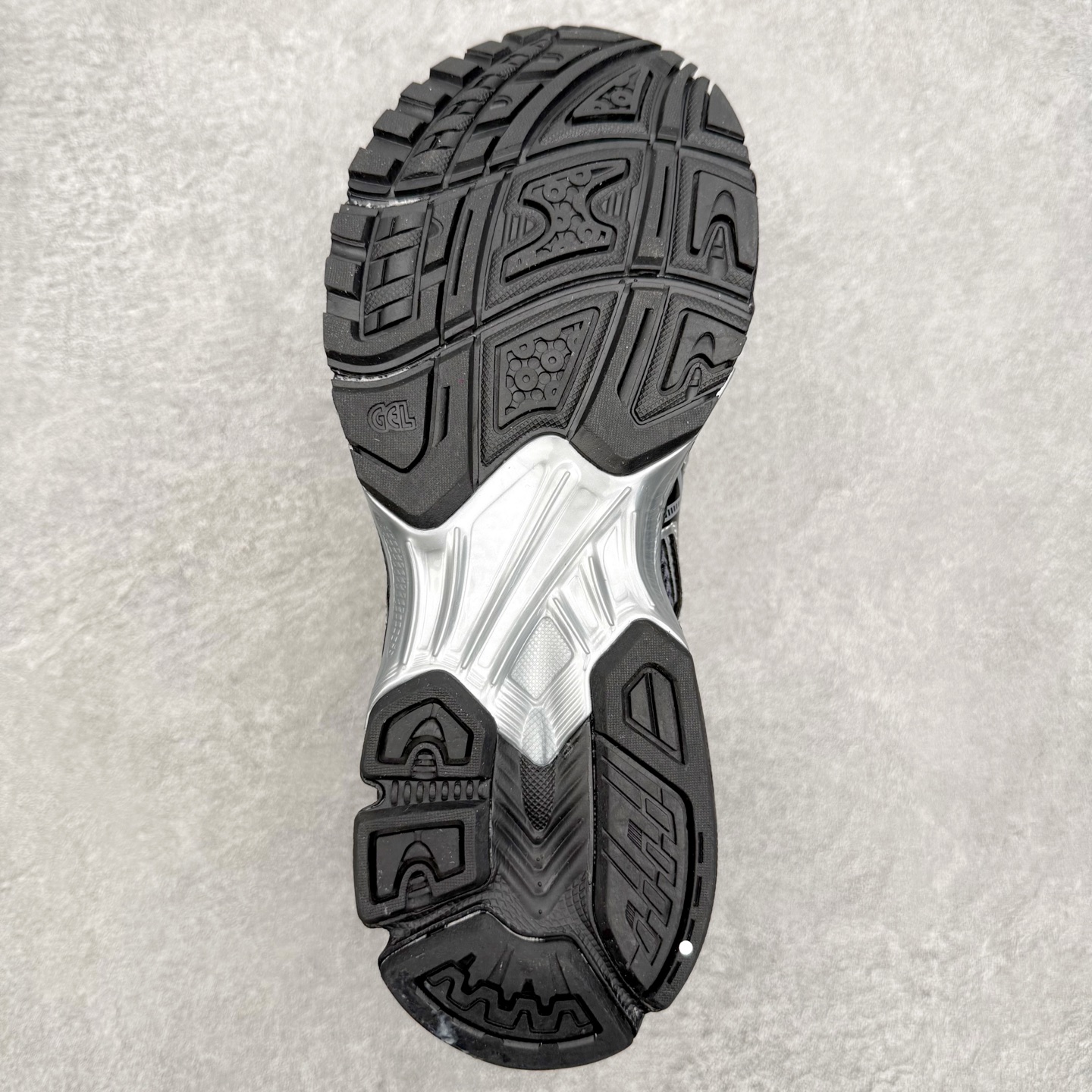 ＃XN ASICS Gel-Nimbus 10.1 亚瑟士雨云10.1代系列轻量缓震休闲运动跑步鞋 欧美