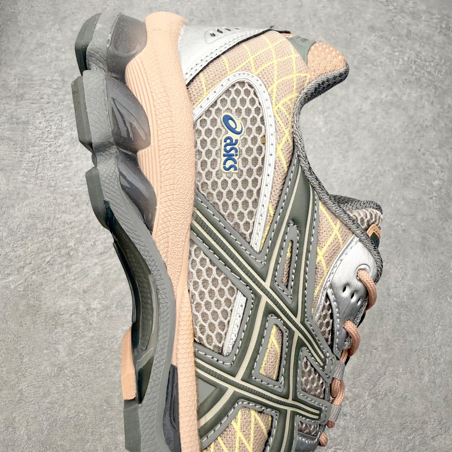 ＃XN ASICS Gel-Nimbus 10.1 亚瑟士雨云10.1代系列轻量缓震休闲运动跑步鞋 欧美