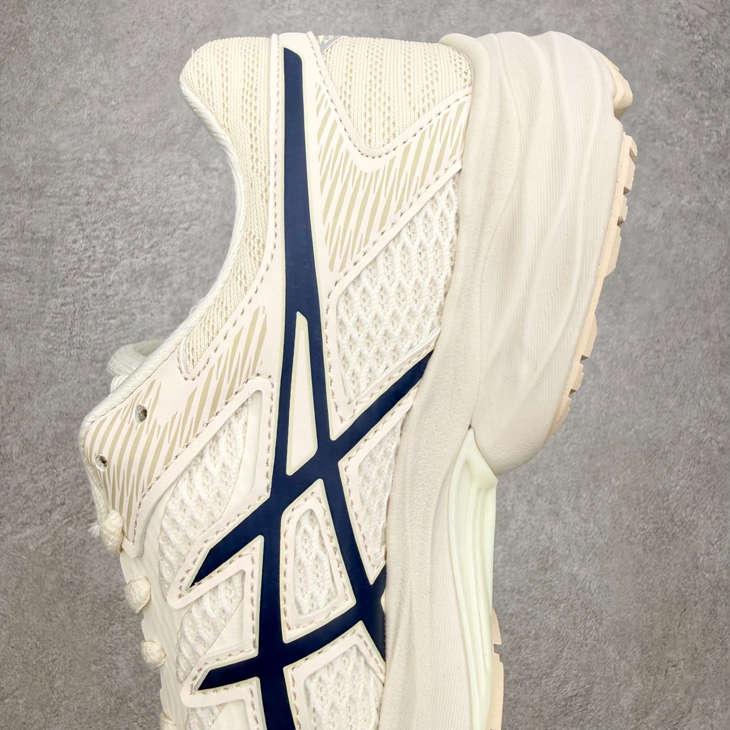 ＃XN Asics Gel-Flux 4代 亚瑟士GF4超轻量复古缓震运动慢跑鞋 采用网织布双密度鞋面材