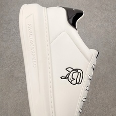 KARL LAGERFELD K/Ikonik 皮革厚底系带低帮 生活休闲鞋 选用优质材料,精细制作。经 KARL LAGERFELD K/Ikonik 皮革厚底系带低帮 生活休闲鞋 选用优质材料,精细制作。经