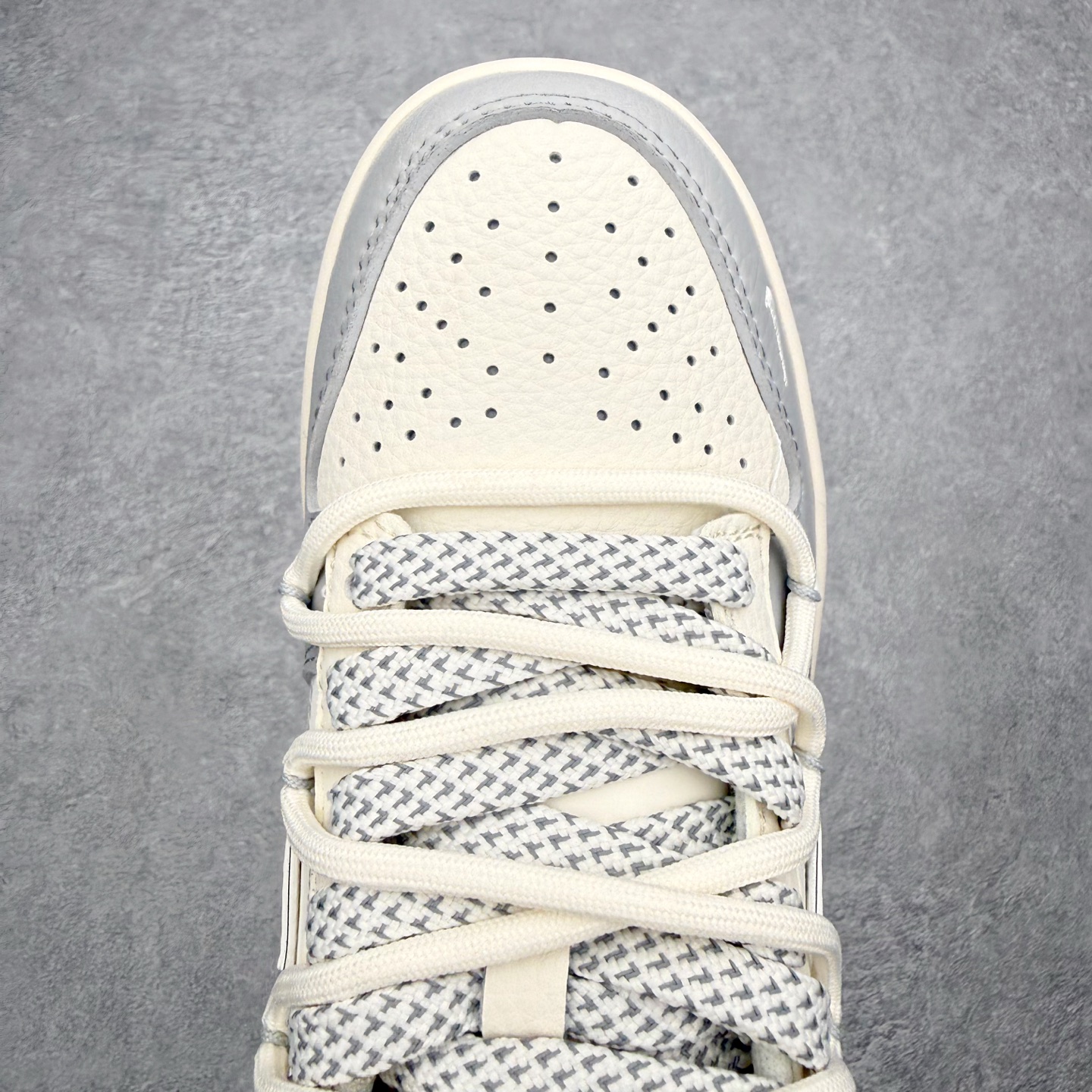 ＃特价福利‼️NK Dunk Low /AJ1 Low 得物定制配色 大厂出品 极力推荐 原装头层材料 