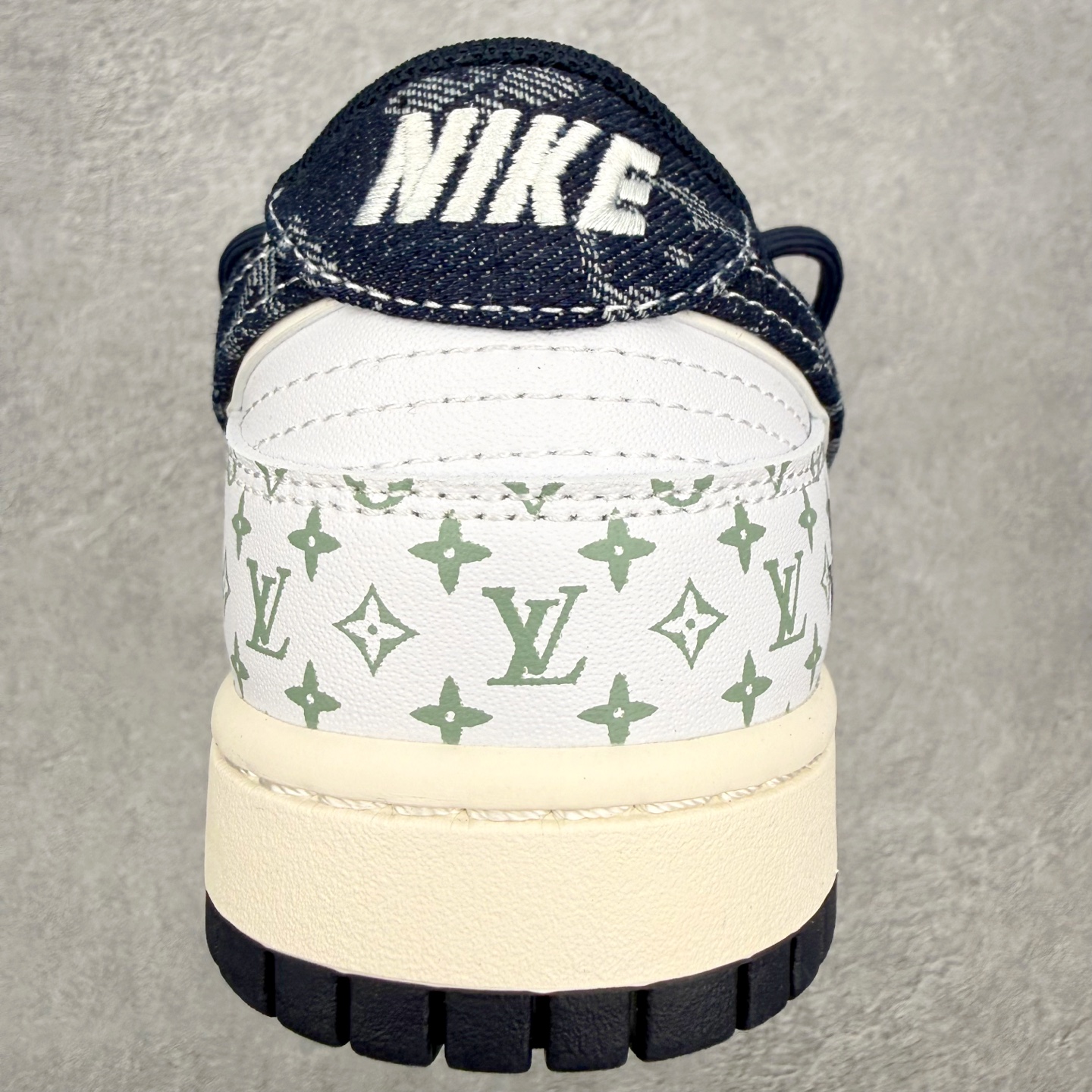 ＃特价福利‼️NK Dunk Low /AJ1 Low 得物定制配色 大厂出品 极力推荐 原装头层材料 