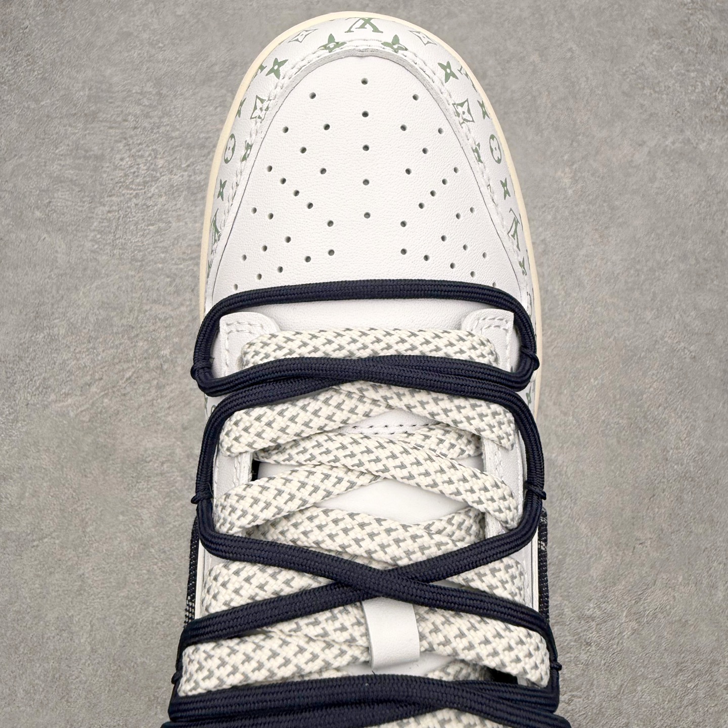 ＃特价福利‼️NK Dunk Low /AJ1 Low 得物定制配色 大厂出品 极力推荐 原装头层材料 