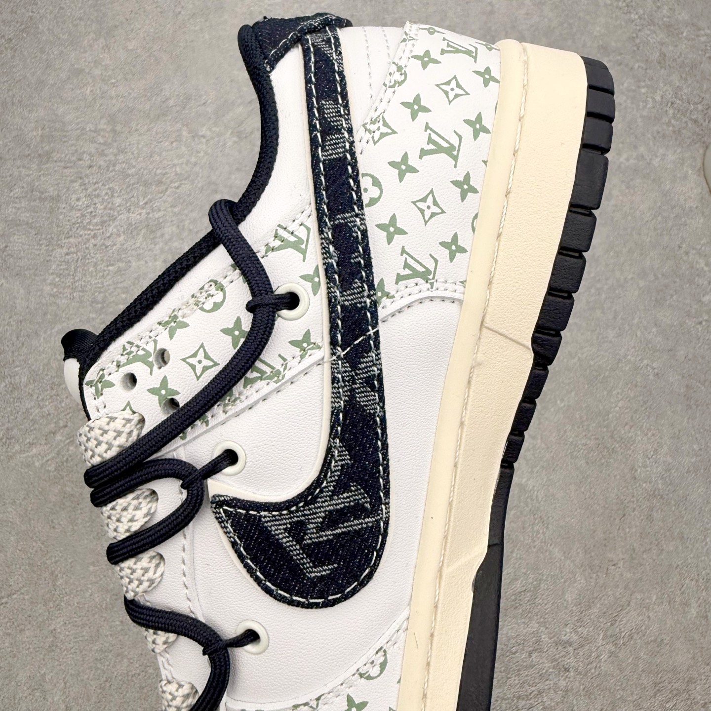 ＃特价福利‼️NK Dunk Low /AJ1 Low 得物定制配色 大厂出品 极力推荐 原装头层材料 