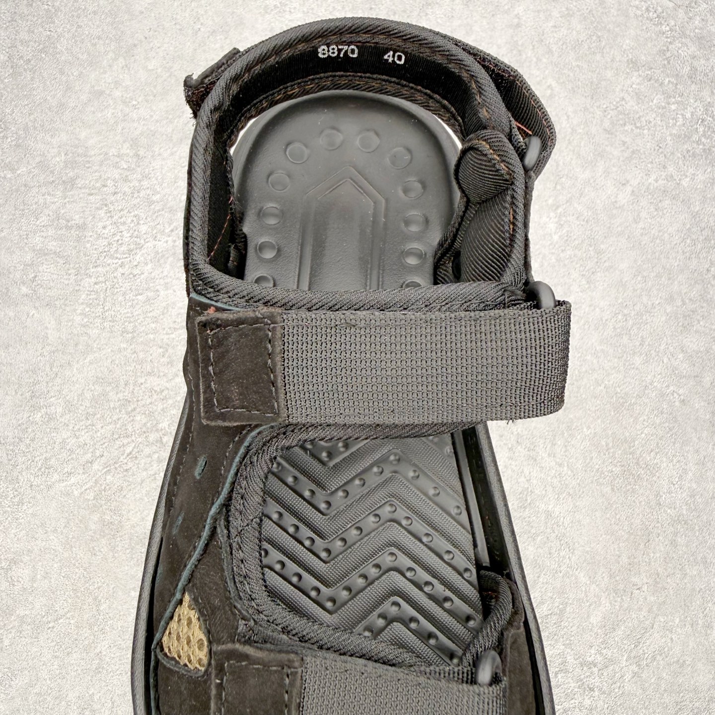 ecco爱步 BIOM LITE W 25秋舒适百搭时尚气质低帮生活休闲鞋凉鞋 ECCO以三大核心特征为