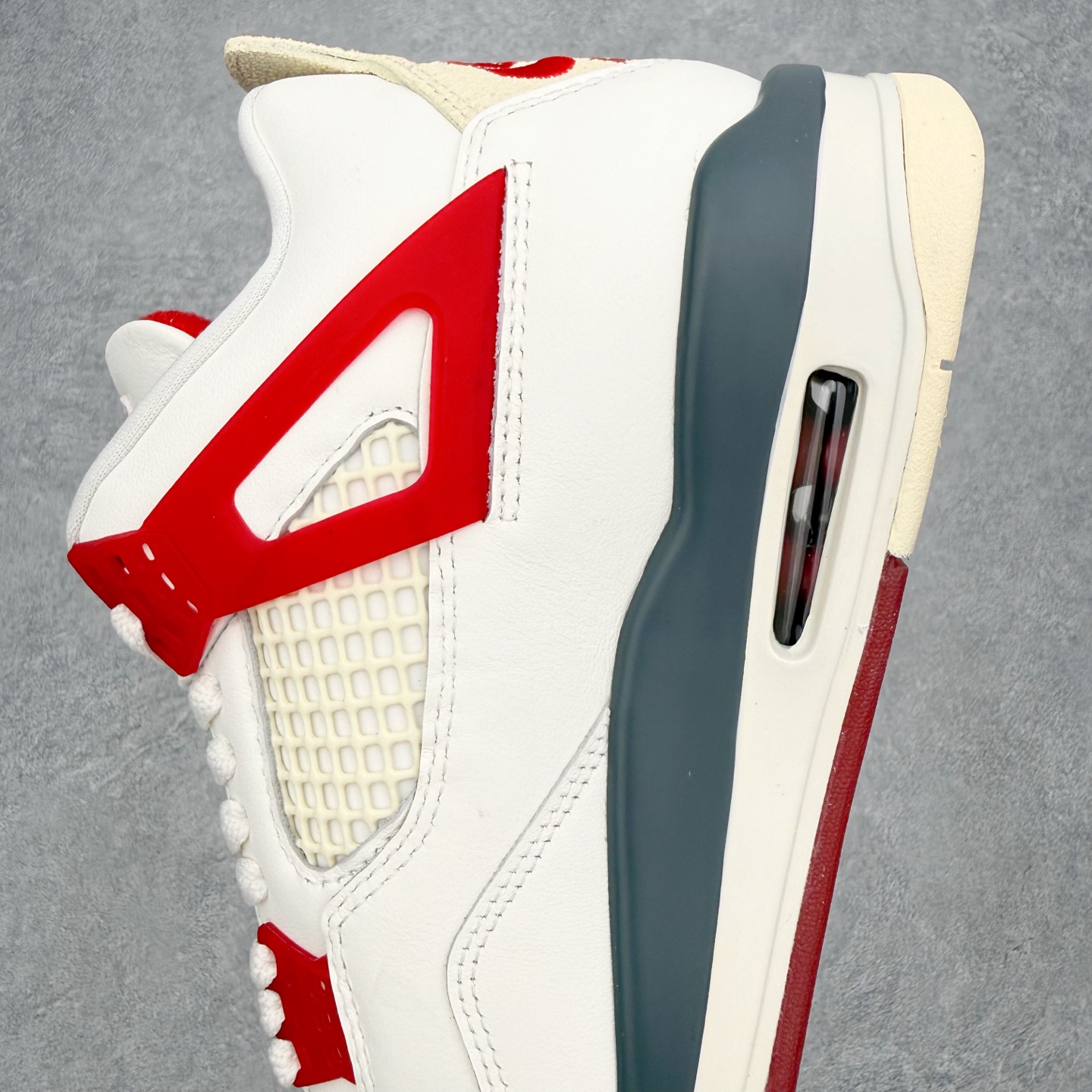 Nigel Sylvester x Jordan Air Jordan AJ4 联名白砖红 IQ8055