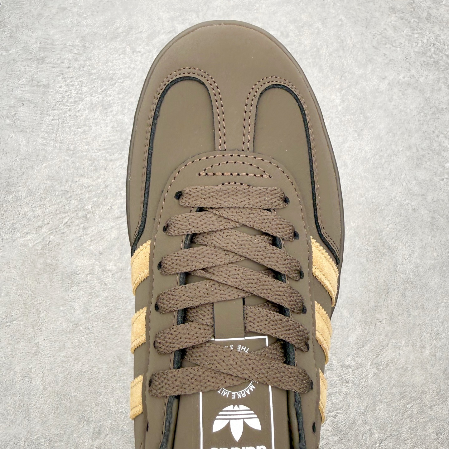AD Gazelle Indoor Trainers 羚羊内训系列低帮复古百搭休闲运动德训风板鞋 JQ8