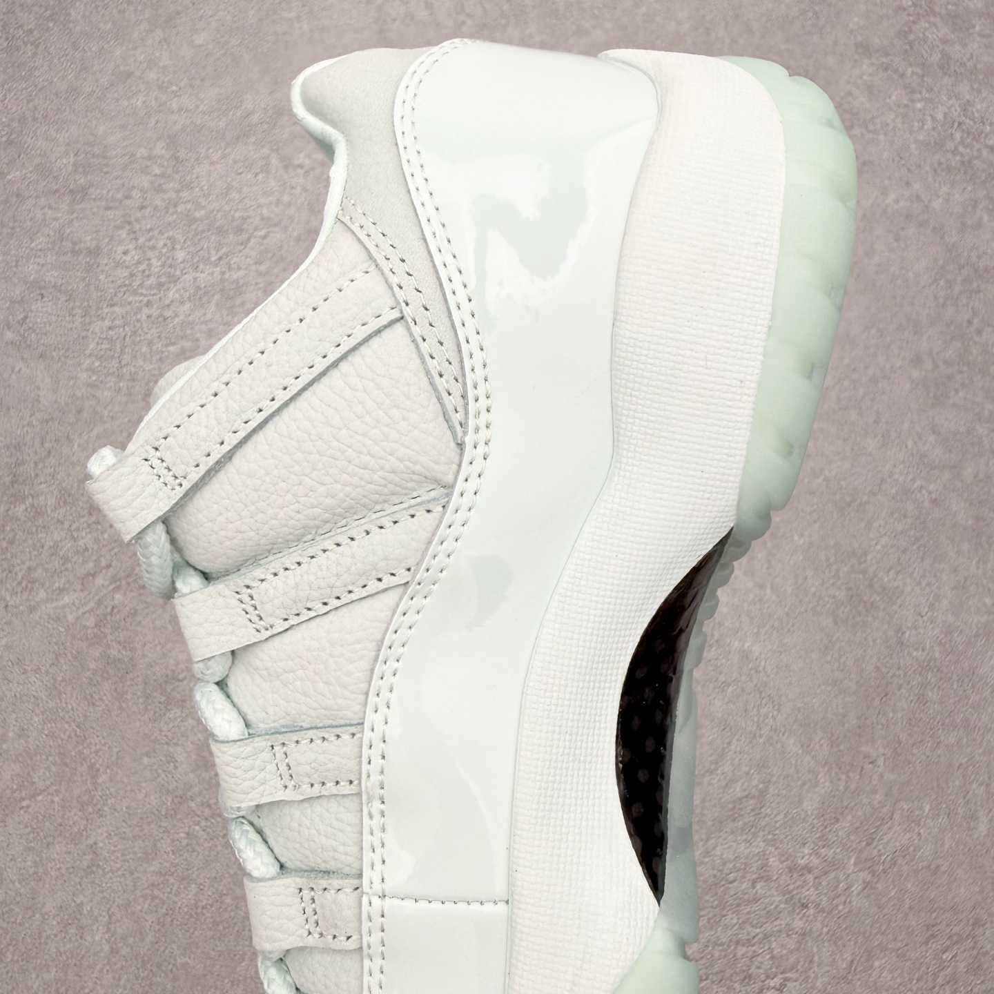Air Jordan AJ11 Retro Low 