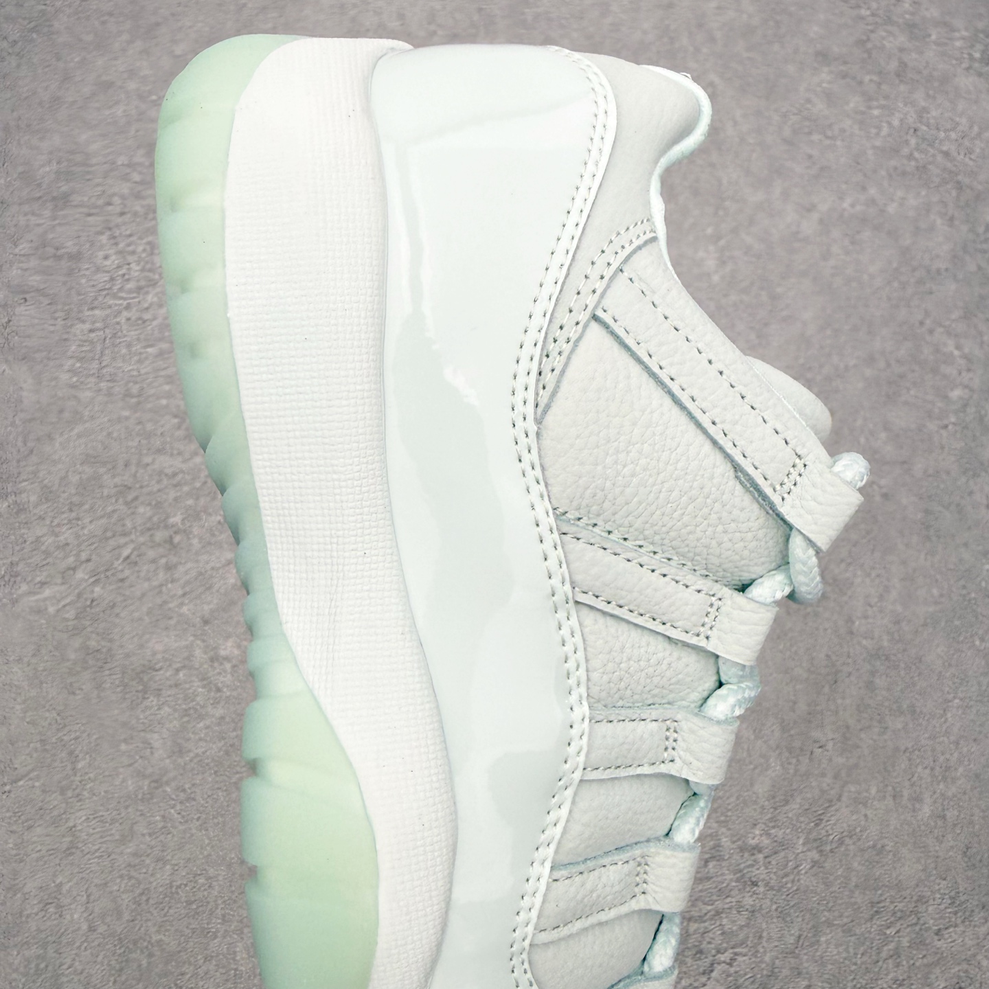 Air Jordan AJ11 Retro Low 