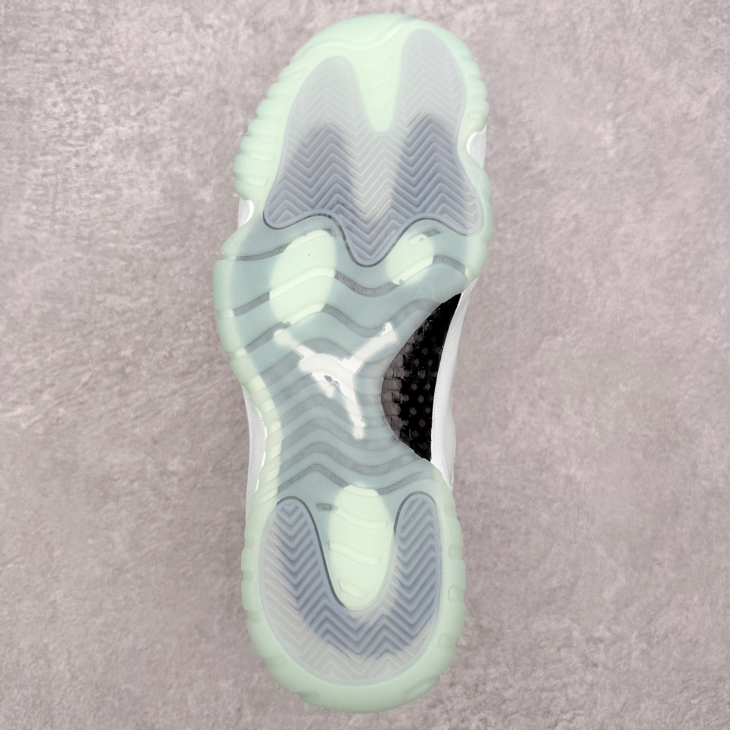 Air Jordan AJ11 Retro Low 