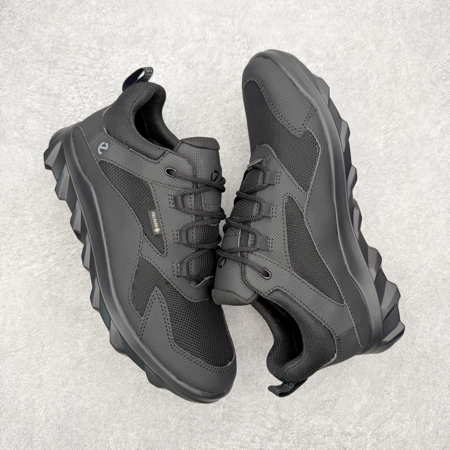 ecco爱步 SS26 BIOM 2.2 TRL 户外舒适百搭通勤低帮生活休闲鞋 ECCO以三大核心特征