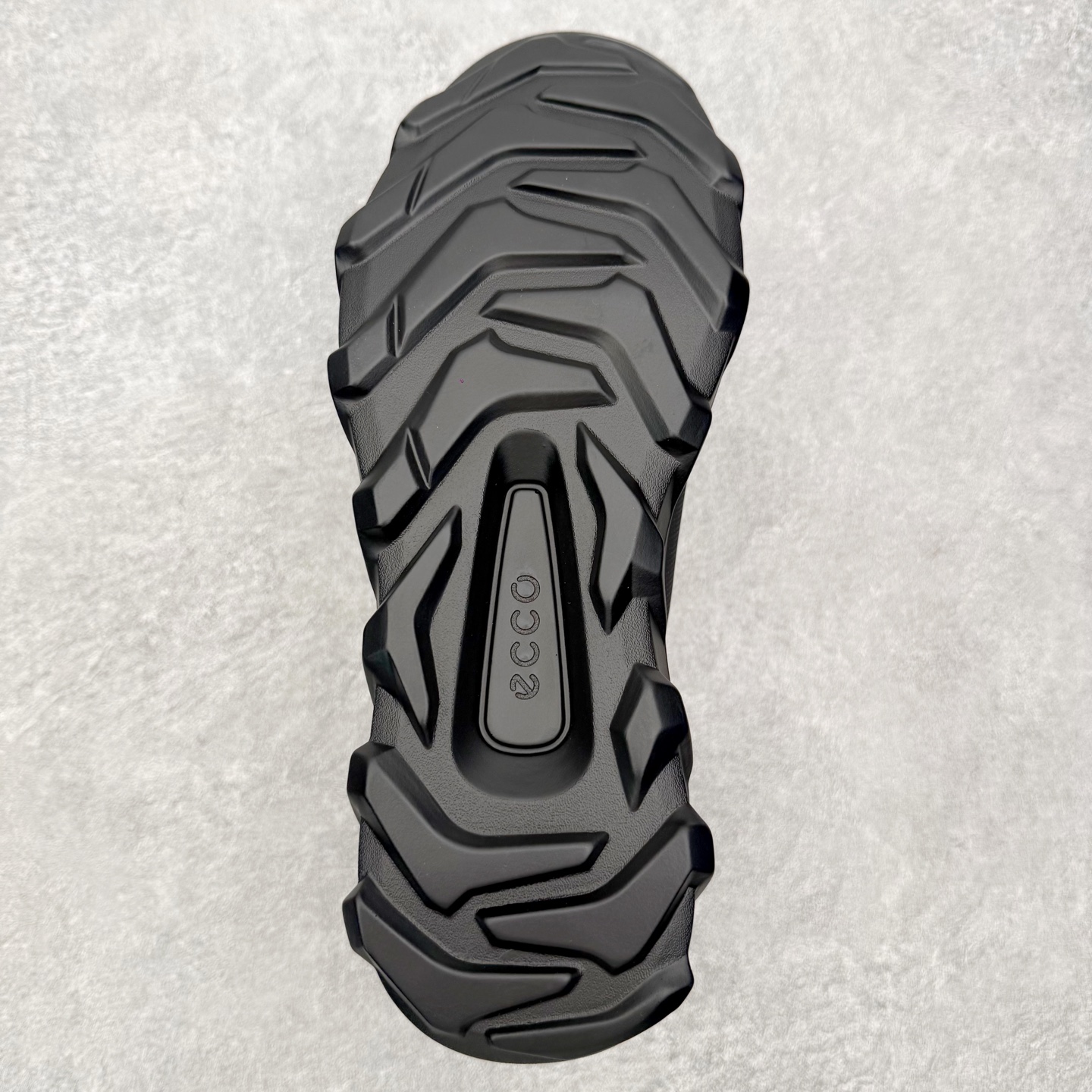 ecco爱步 SS26 BIOM 2.2 TRL 户外舒适百搭通勤低帮生活休闲鞋 ECCO以三大核心特征