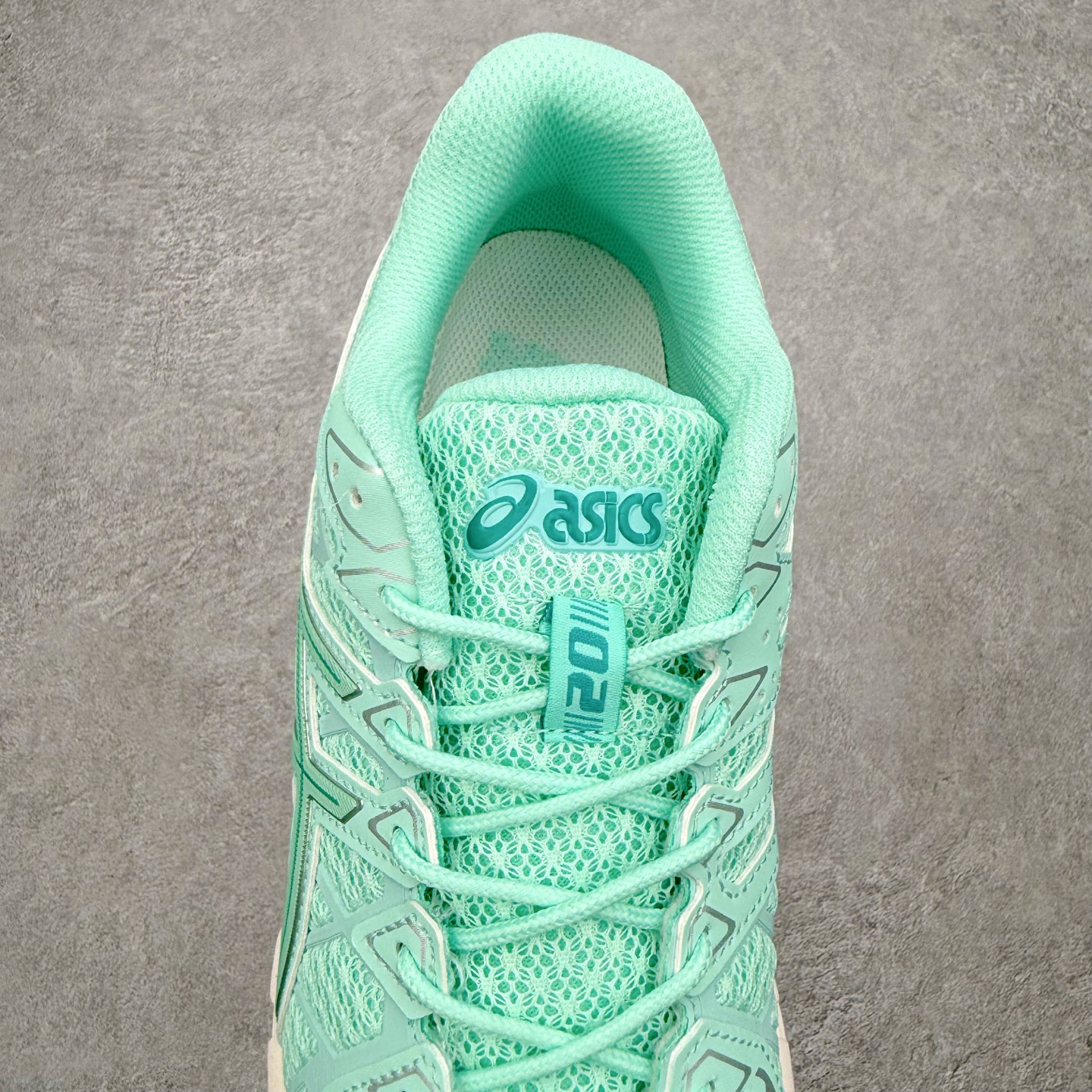 Asics Gel-kayano 20 亚瑟士舒适时尚低帮跑步鞋 GEL-KAYANO 20代问世于20