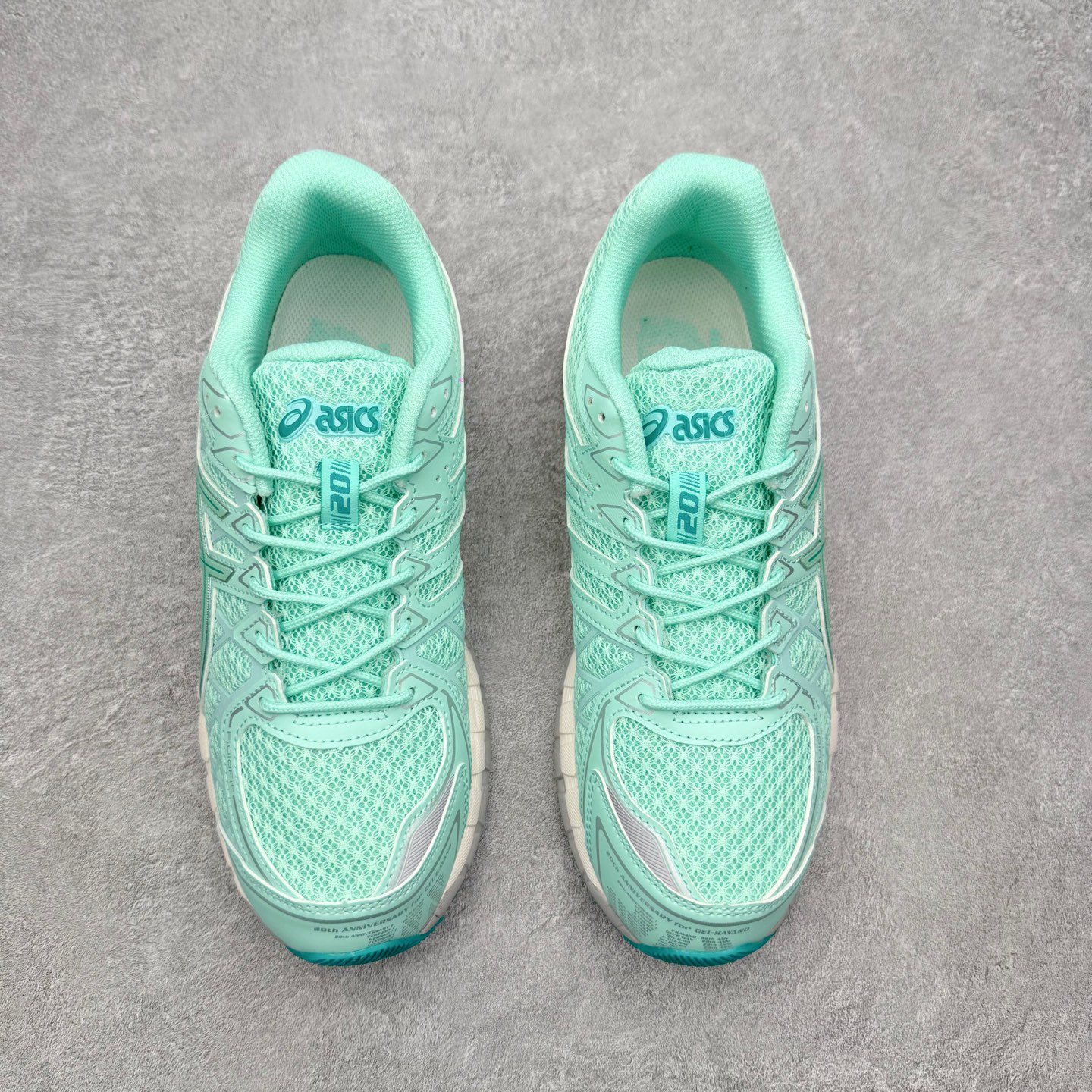 Asics Gel-kayano 20 亚瑟士舒适时尚低帮跑步鞋 GEL-KAYANO 20代问世于20