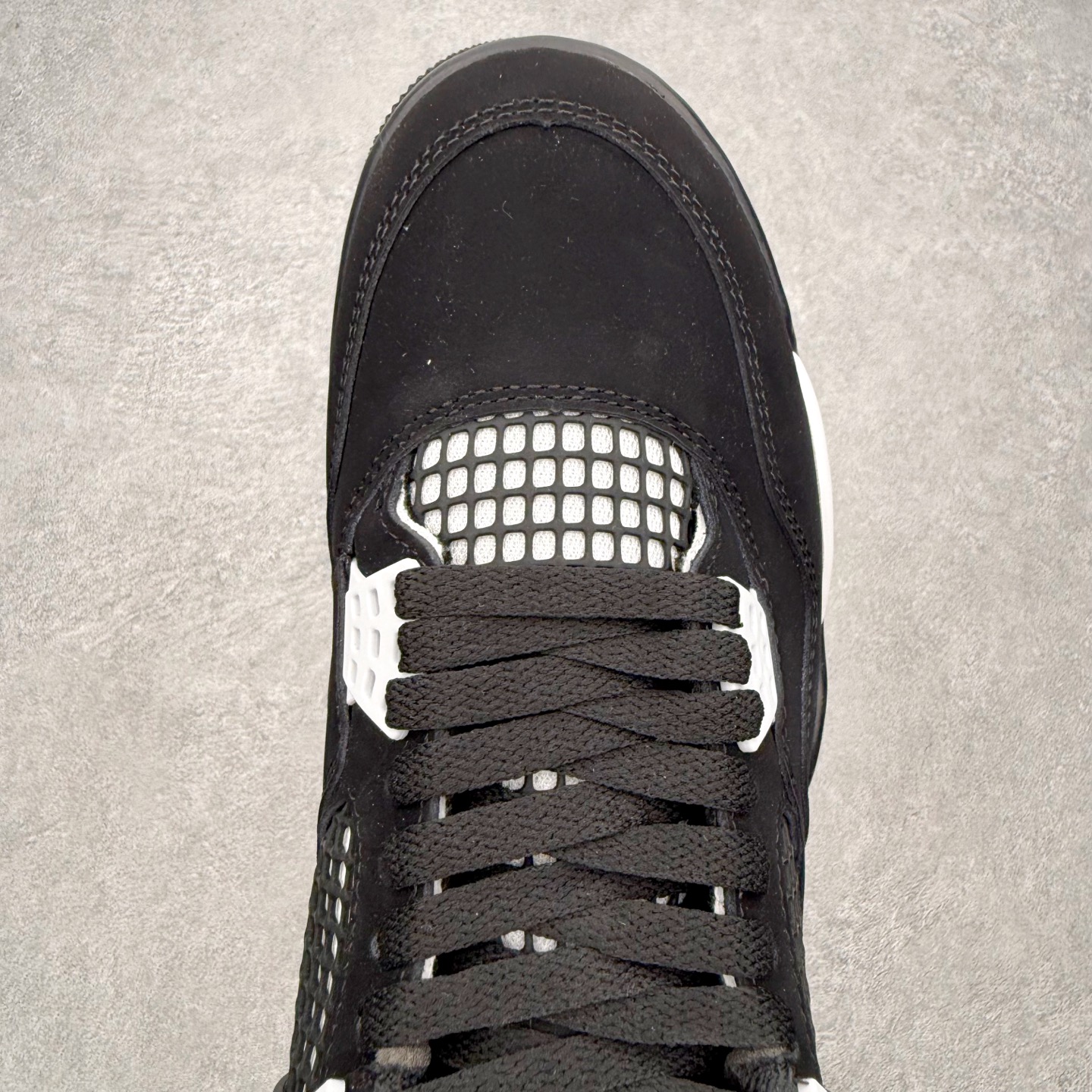 Air Jordan AJ4 Retro 白黑雷公 FQ8138-001 原厂头层皮料 全新升级改良 原