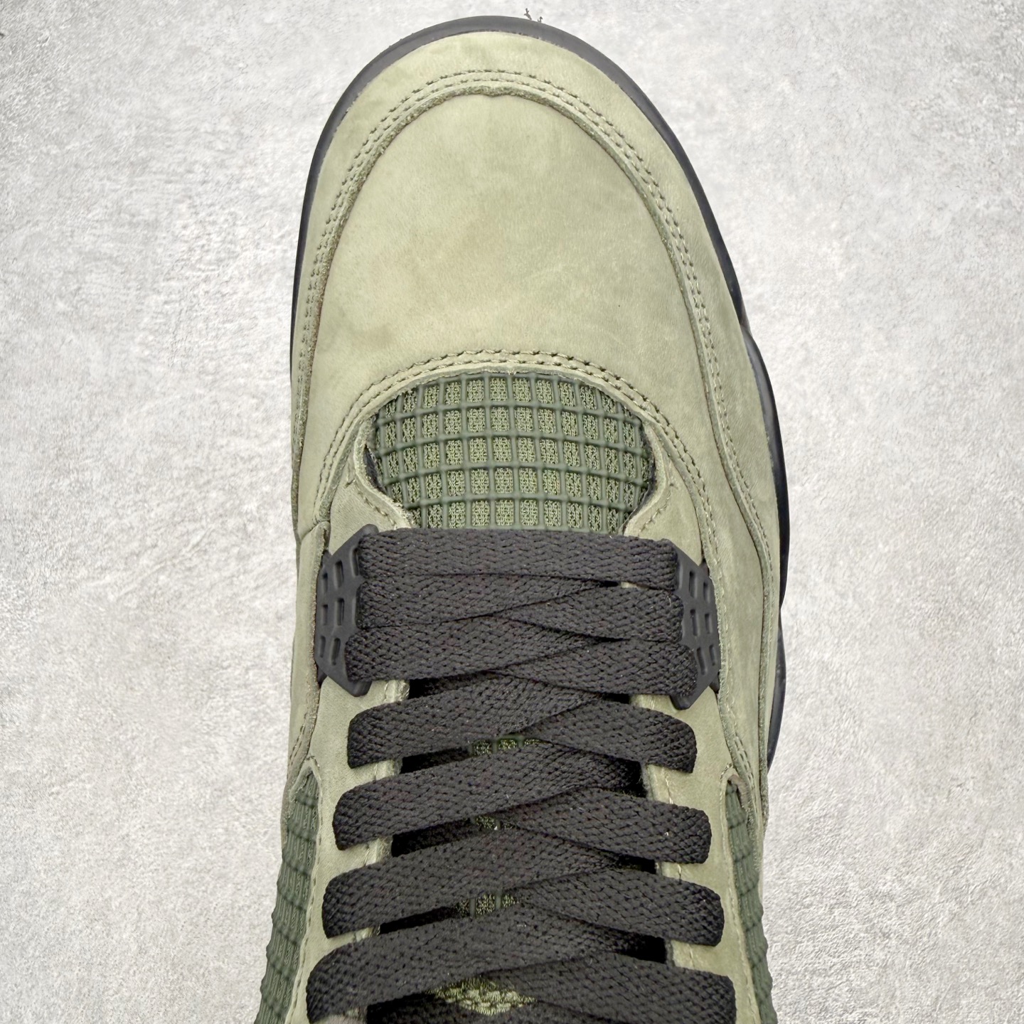 UNDEFEATED x Air Jordan AJ4 联名军绿黑 IB1519-200 原厂头层皮料 
