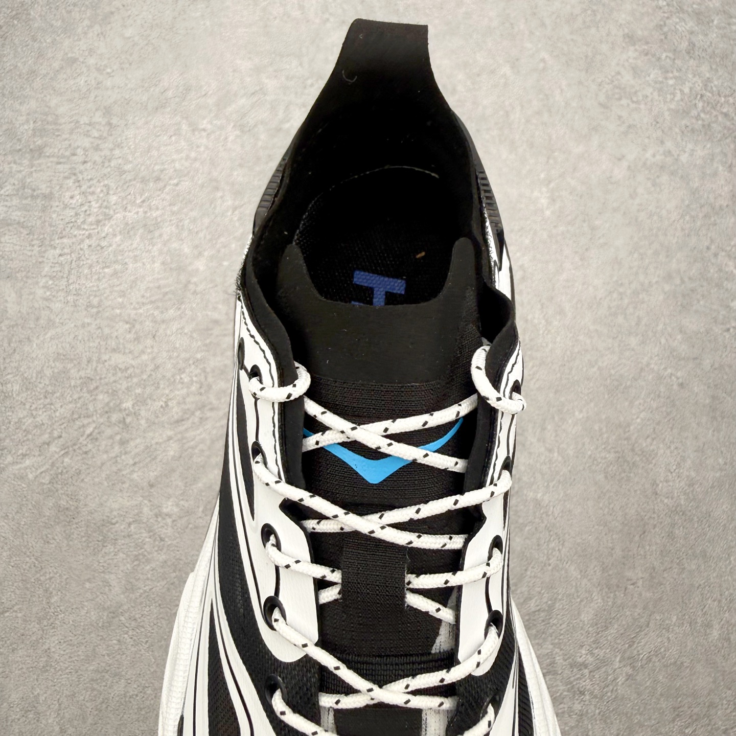HOKA ONE ONE Stinson 7 ATR 斯廷森7代系列低帮全地形厚底轻量运动越野跑鞋 HO