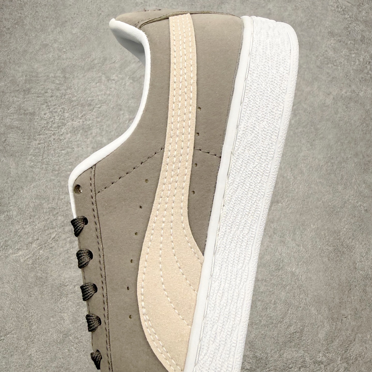＃福利特价‼️PUMA SUEDE XL 彪马新款面包鞋男女同款复古休闲板鞋 赠送一双鞋带 鞋身通体采用