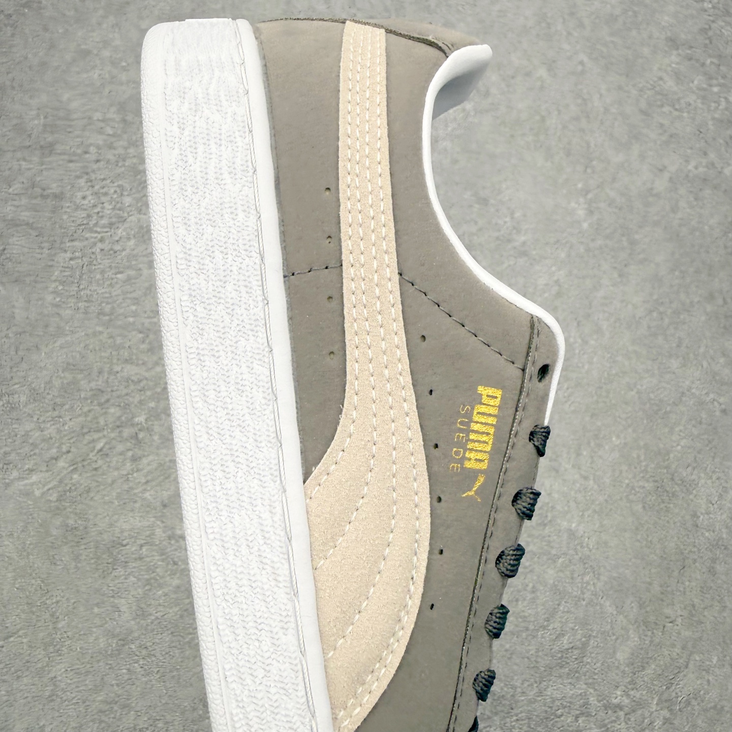 ＃福利特价‼️PUMA SUEDE XL 彪马新款面包鞋男女同款复古休闲板鞋 赠送一双鞋带 鞋身通体采用