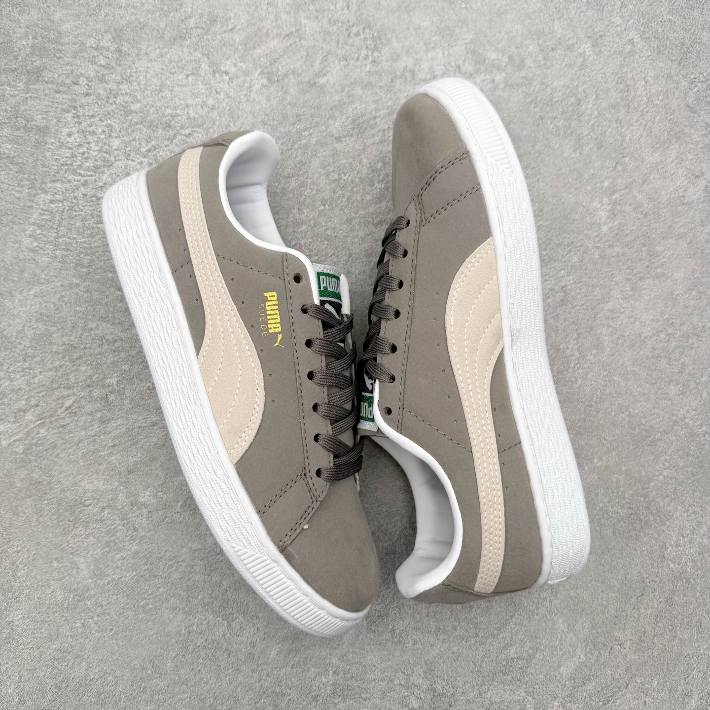 ＃福利特价‼️PUMA SUEDE XL 彪马新款面包鞋男女同款复古休闲板鞋 赠送一双鞋带 鞋身通体采用