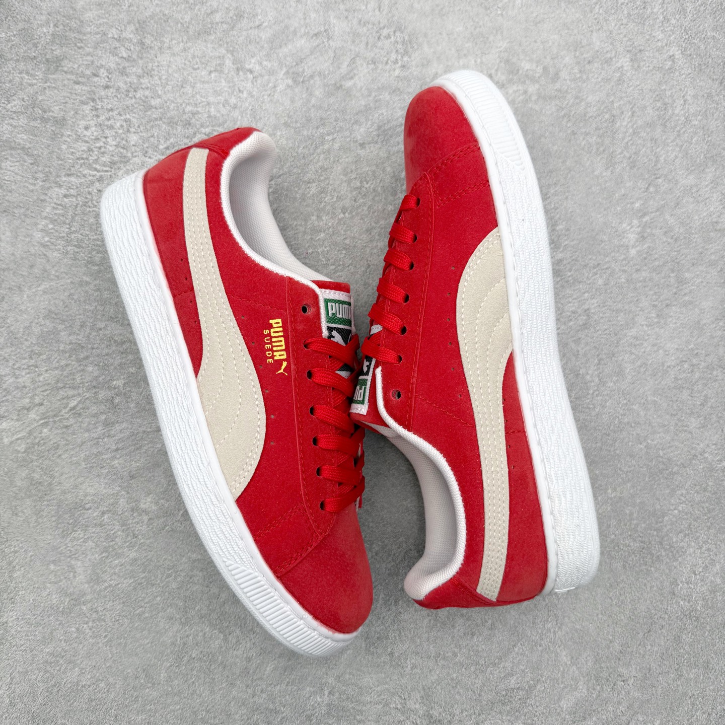 ＃福利特价‼️PUMA SUEDE XL 彪马新款面包鞋男女同款复古休闲板鞋 赠送一双鞋带 鞋身通体采用