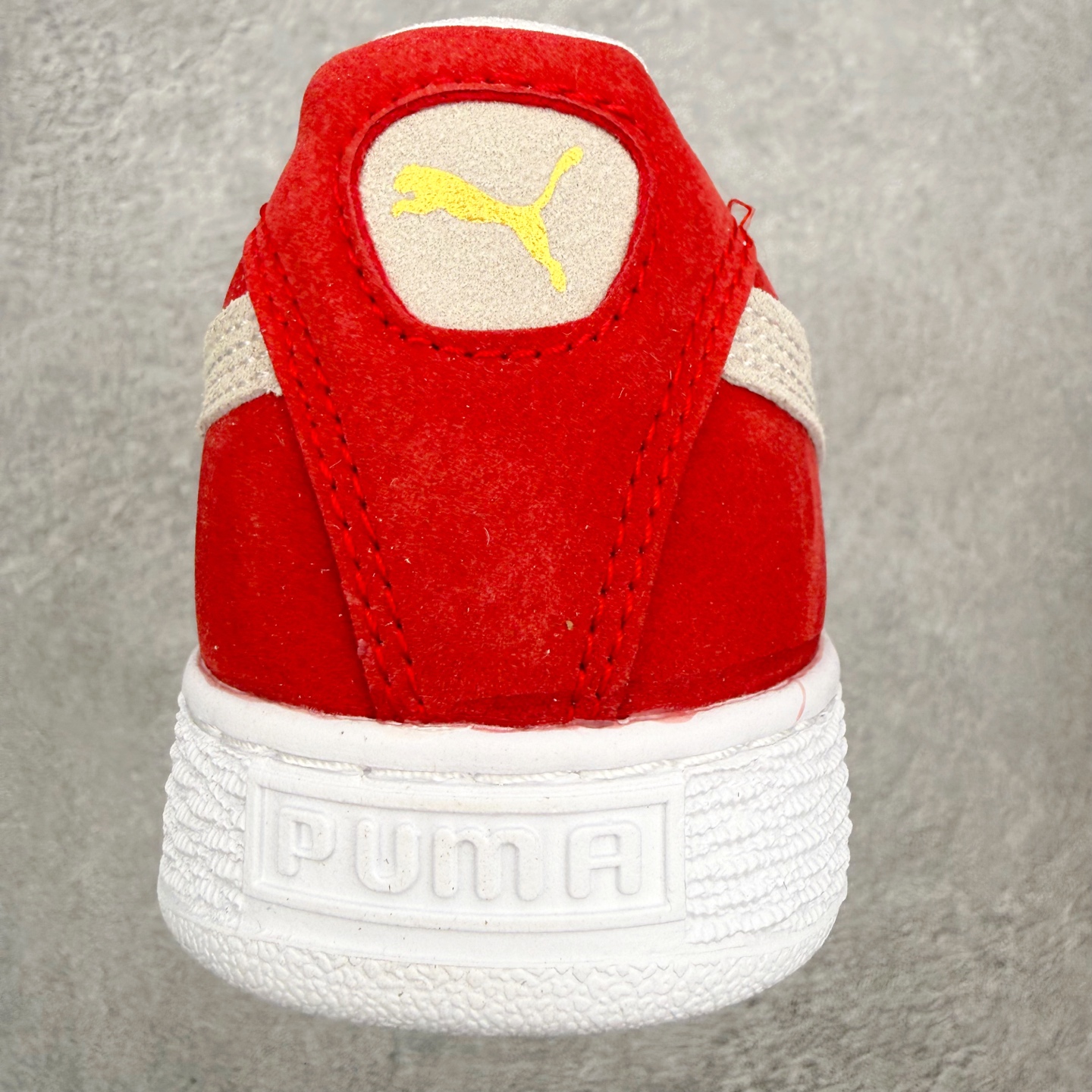＃福利特价‼️PUMA SUEDE XL 彪马新款面包鞋男女同款复古休闲板鞋 赠送一双鞋带 鞋身通体采用