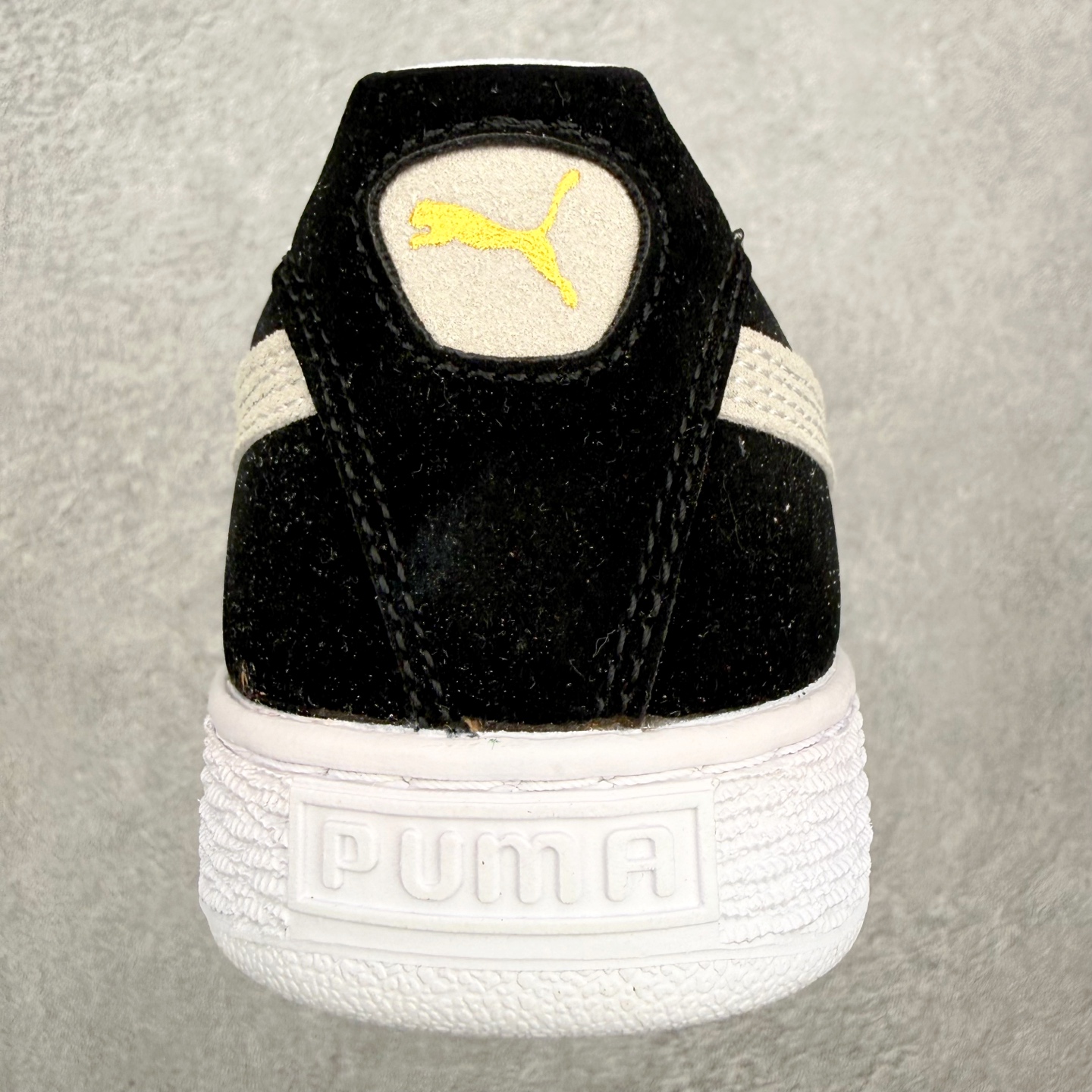 ＃福利特价‼️PUMA SUEDE XL 彪马新款面包鞋男女同款复古休闲板鞋 赠送一双鞋带 鞋身通体采用