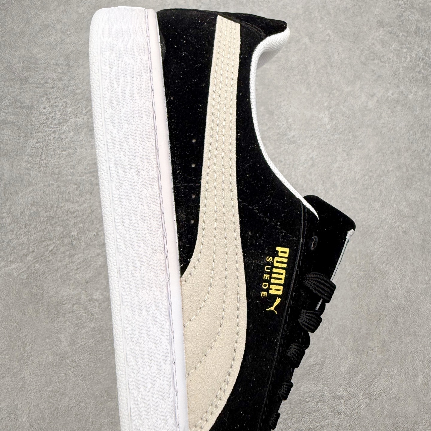 ＃福利特价‼️PUMA SUEDE XL 彪马新款面包鞋男女同款复古休闲板鞋 赠送一双鞋带 鞋身通体采用