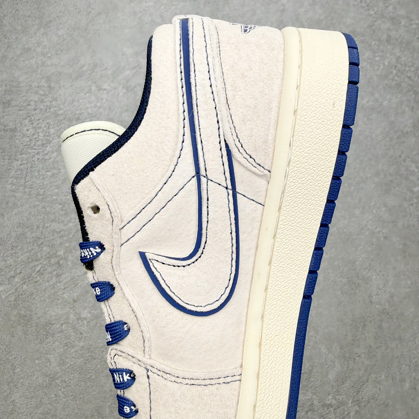 ＃福利特价‼️Air Jordan AJ1 Low 低帮联名定制配色 原厂内置气垫魔块 A模大底 头层小