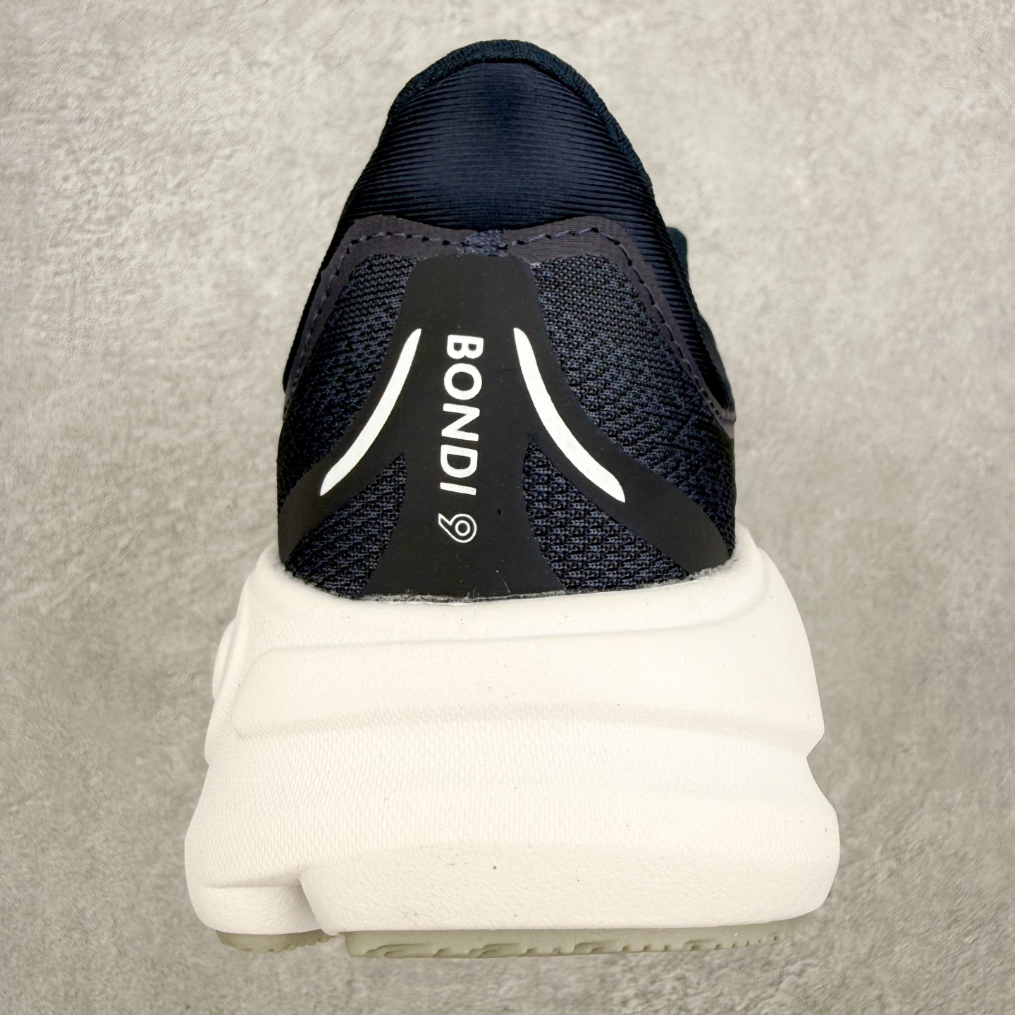 HOKA ONE ONE Bondi 9 WIDE 邦迪九代舒适防滑耐磨低帮休闲跑步鞋 HOKA ONE