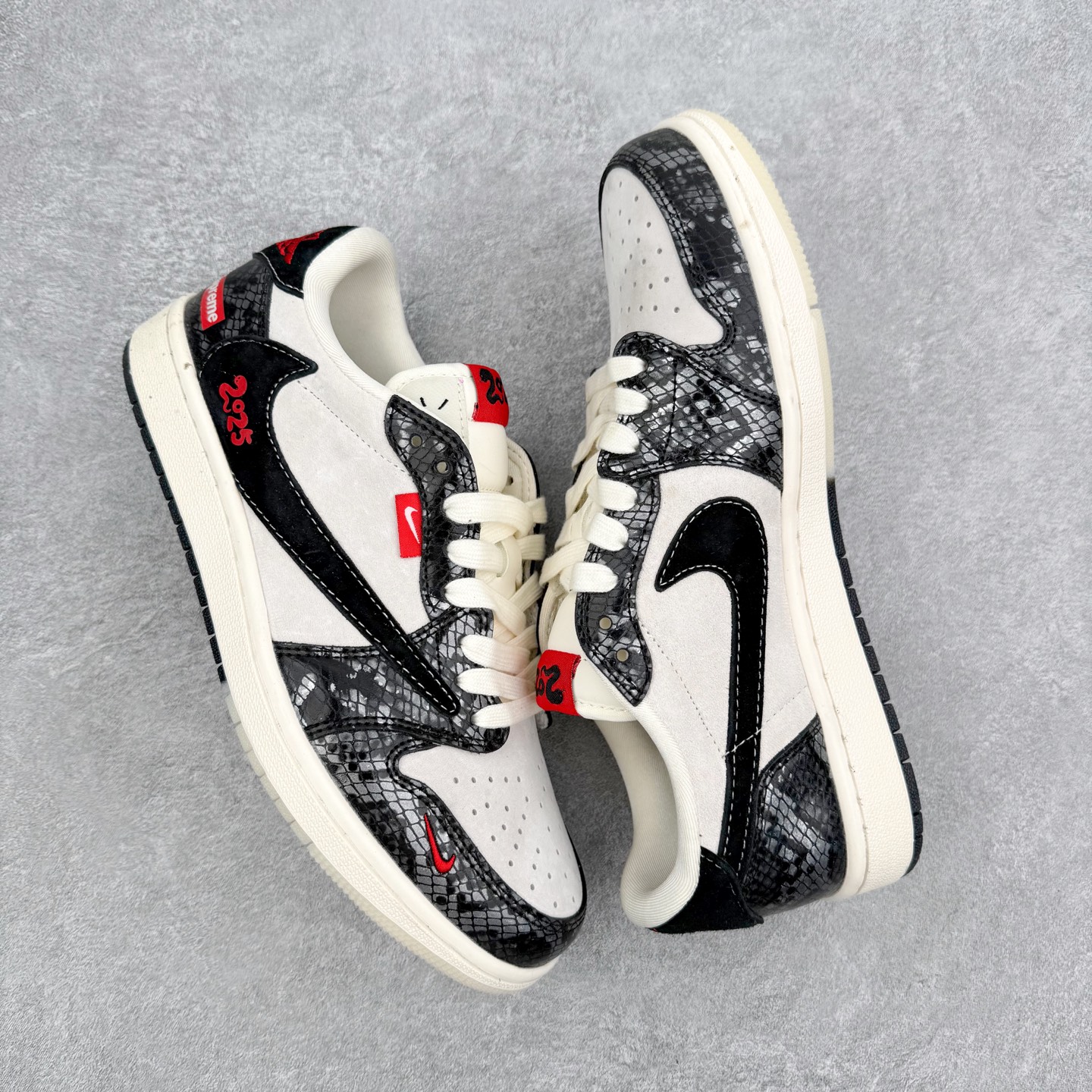＃福利特价‼️Air Jordan AJ1 Low 低帮倒钩联名定制配色 原厂内置气垫魔块 A模大底 头