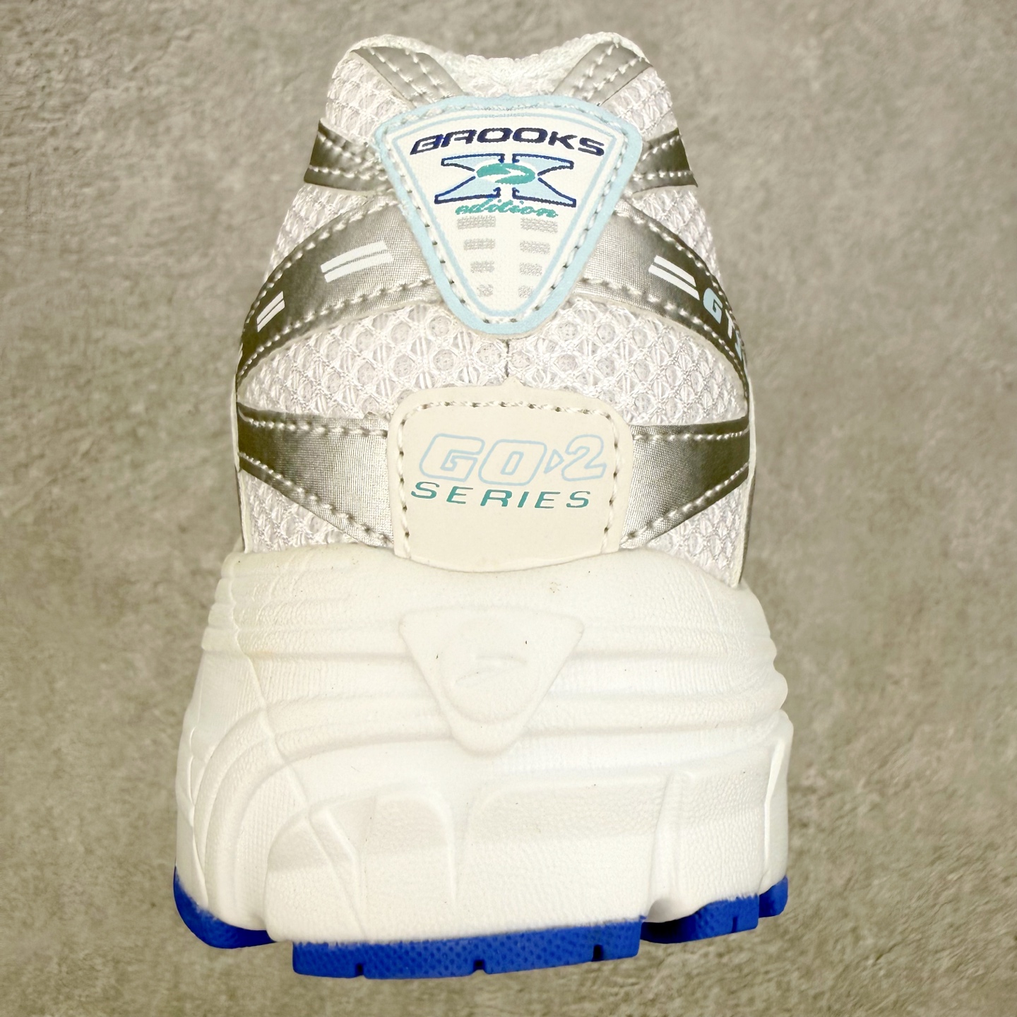 Brooks布鲁克斯 Adrenaline GTS 10 舒适贴合 跑步鞋 男女同款 Brooks 四大