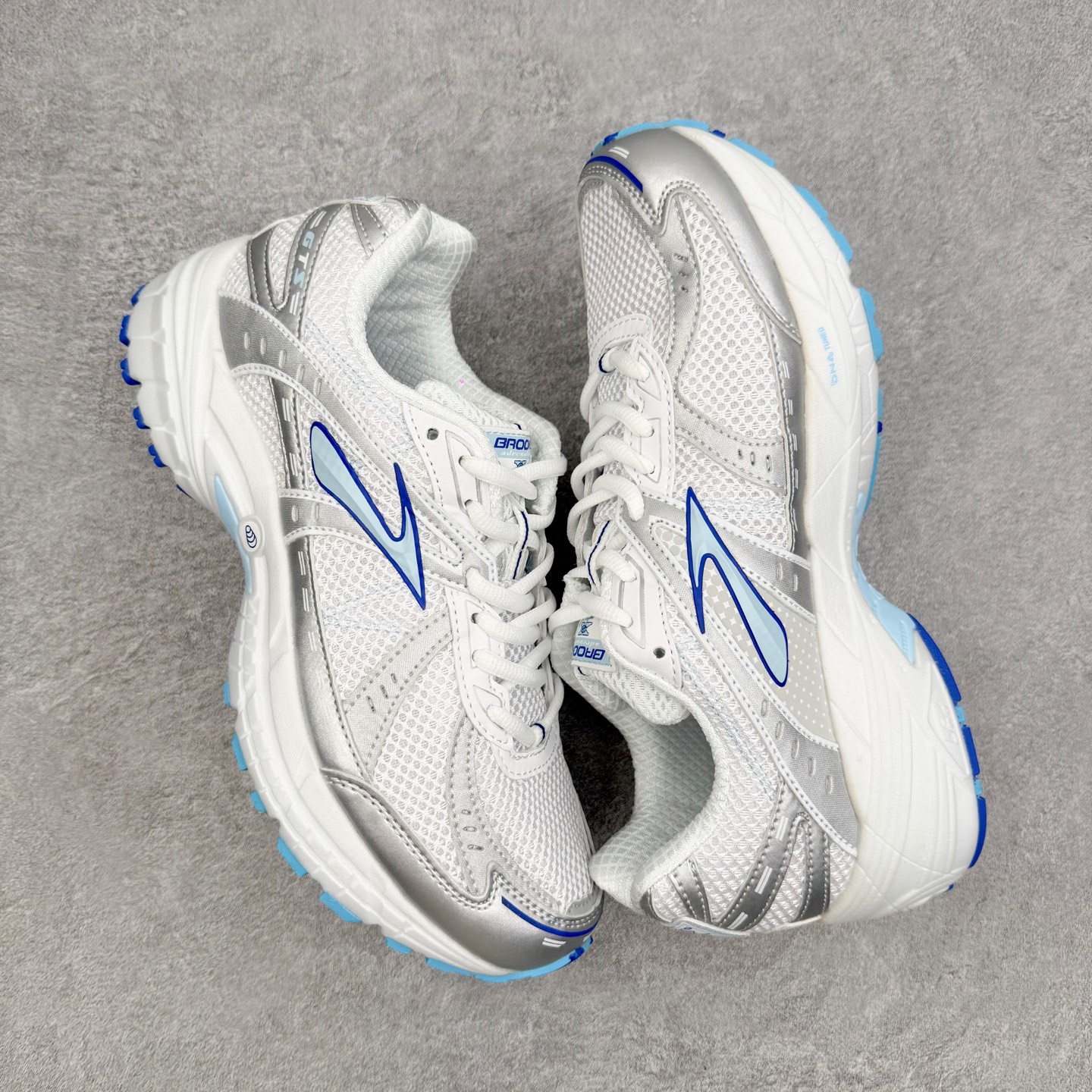 Brooks布鲁克斯 Adrenaline GTS 10 舒适贴合 跑步鞋 男女同款 Brooks 四大