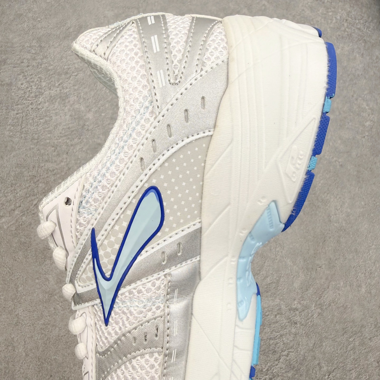 Brooks布鲁克斯 Adrenaline GTS 10 舒适贴合 跑步鞋 男女同款 Brooks 四大