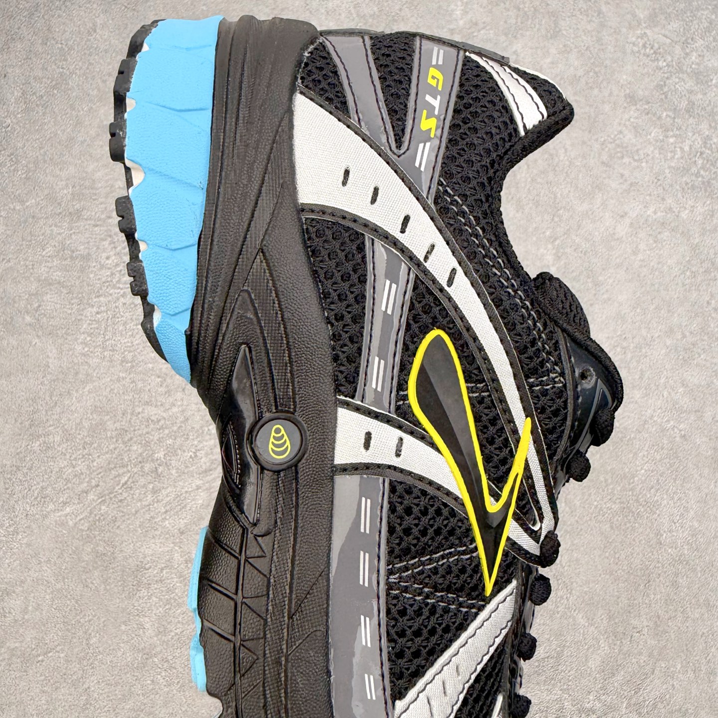 Brooks布鲁克斯 Adrenaline GTS 10 舒适贴合 跑步鞋 男女同款 Brooks 四大