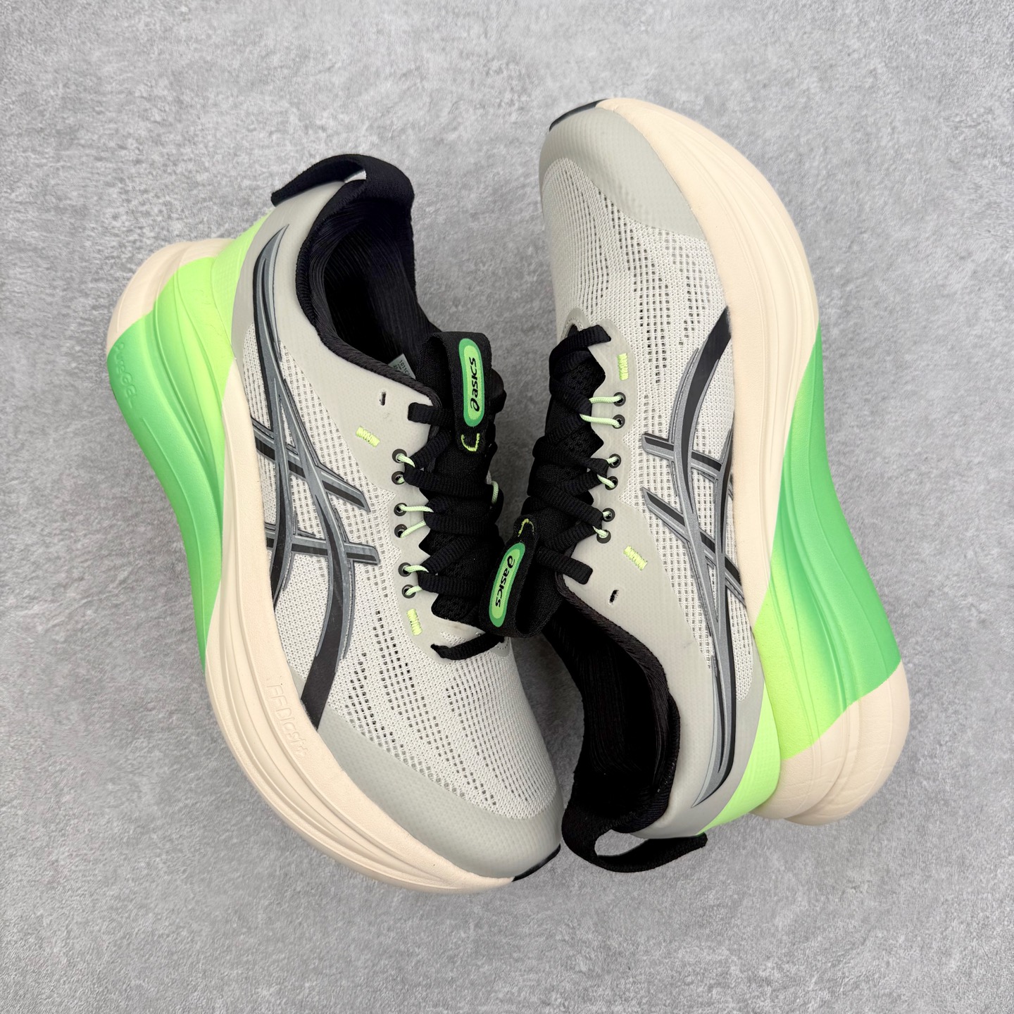 Asics GEL-Nimbus 28 亚瑟士缓震跑鞋 近年复古风潮的势头很旺 ASICS一直坚信保持身