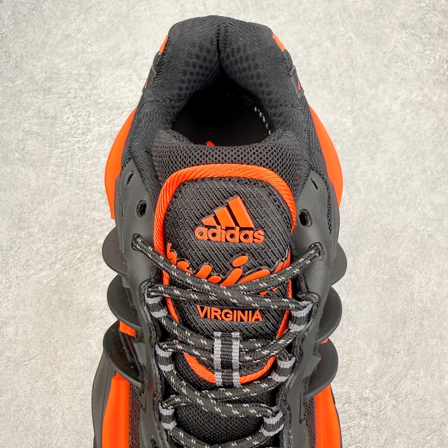 Pharrell x adidas Adistar Jellyfish 低帮水母复古风老爹鞋 Adist