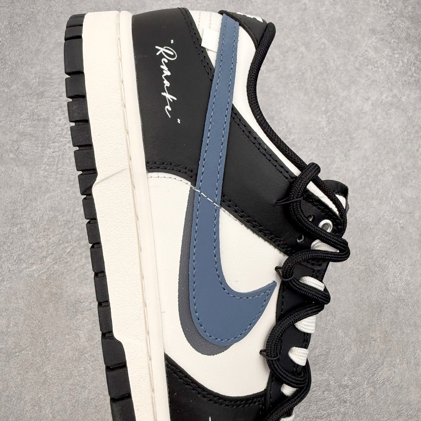 ＃YC纯原 NK Dunk Low 浩瀚星辰 BB0620-122 当夜幕低垂，深邃的海军蓝如同无垠的深