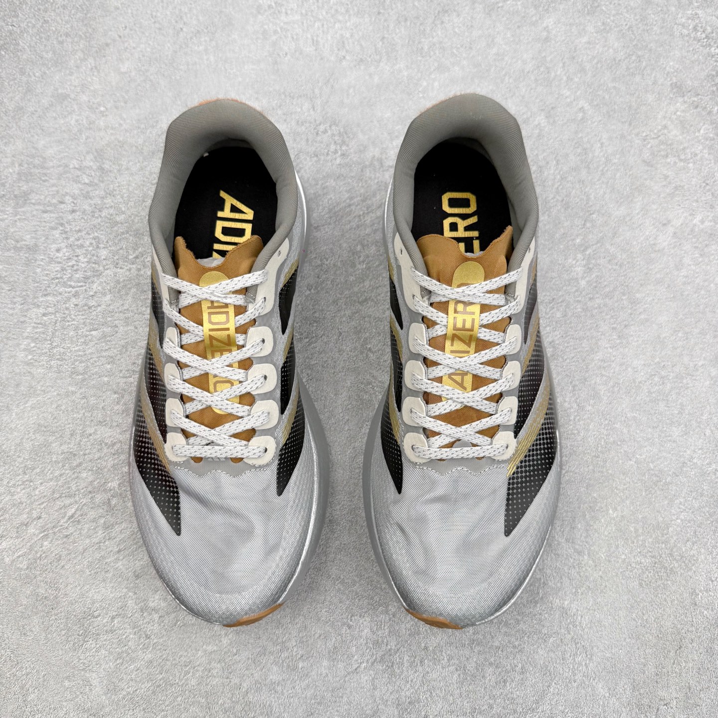 AD Adizero EVO SL M 马拉松竞速专业跑鞋 KK4310 CELERMESH针织网面非常