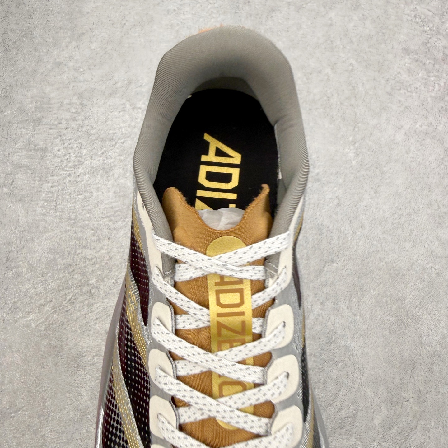 AD Adizero EVO SL M 马拉松竞速专业跑鞋 KK4310 CELERMESH针织网面非常