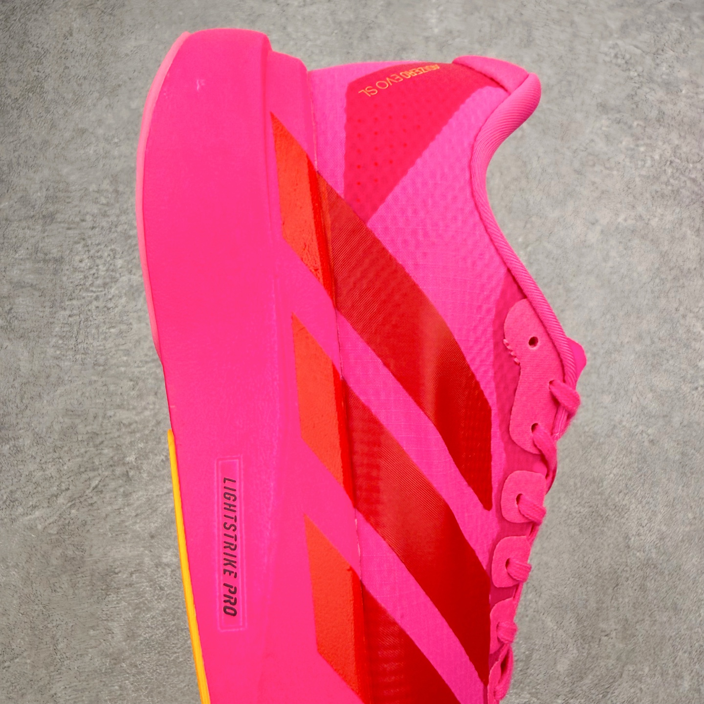AD Adizero EVO SL M 马拉松竞速专业跑鞋 KI6902 CELERMESH针织网面非常