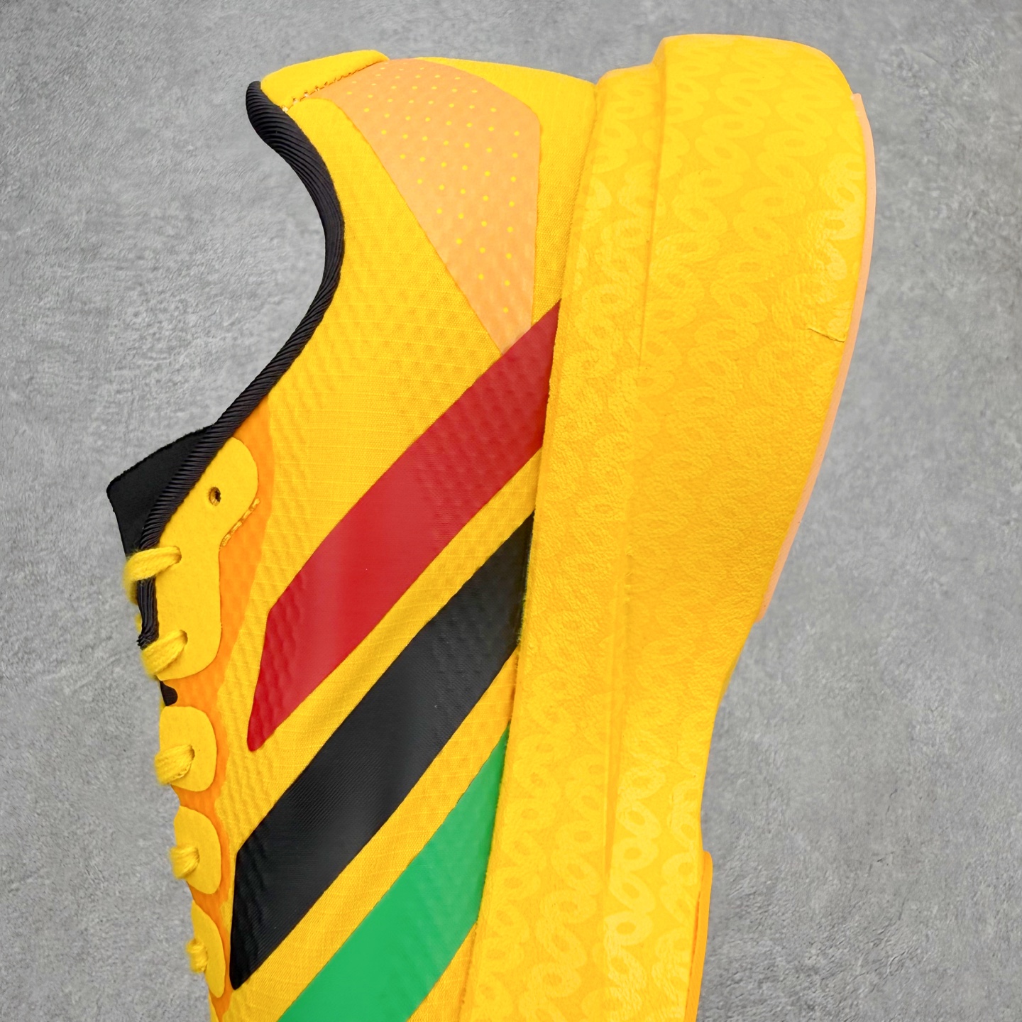 AD Adizero EVO SL M 马拉松竞速专业跑鞋 KJ3625 CELERMESH针织网面非常