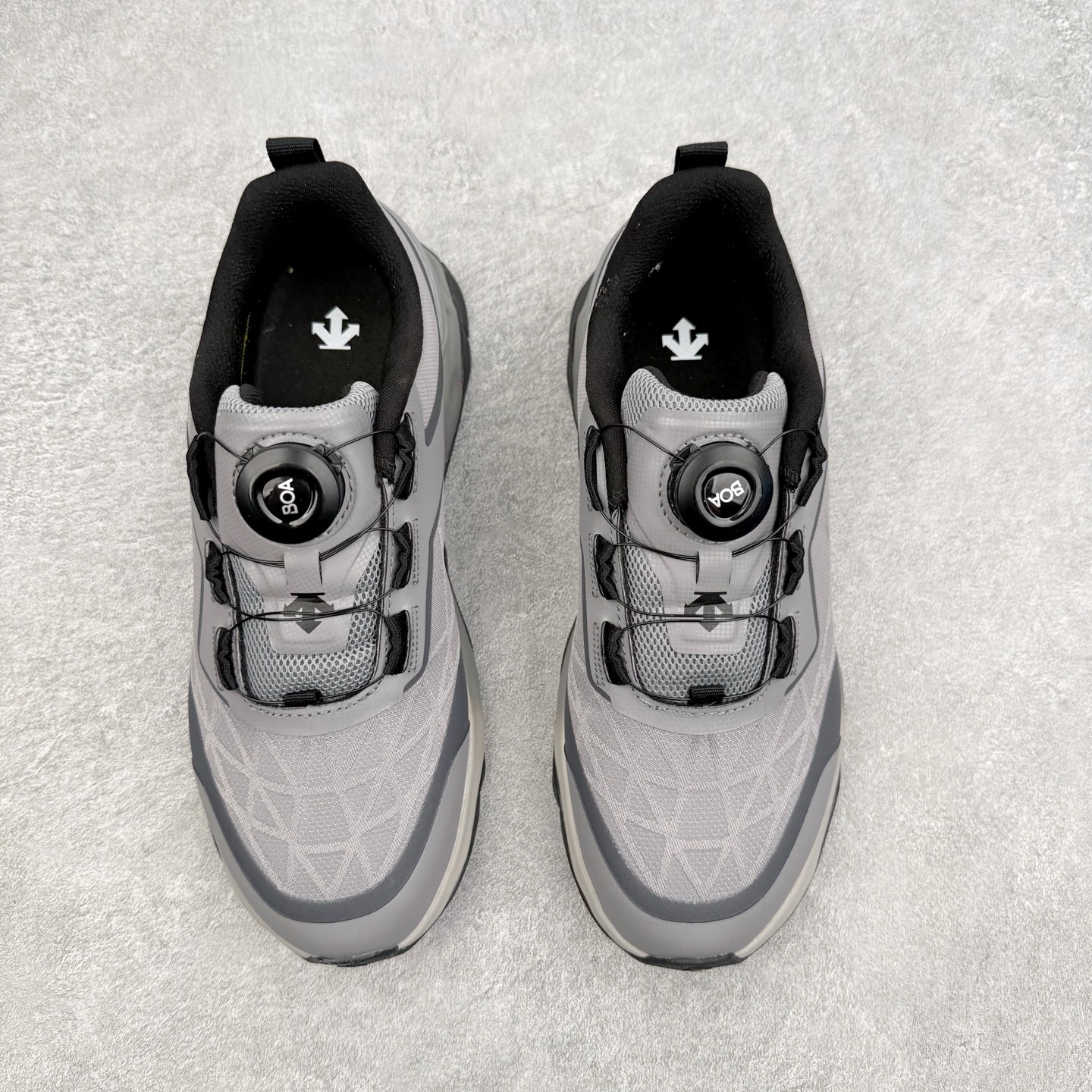 迪桑特DESCENTE TRAINING系列 CIRCUIT WIRE 2.0 BOA舒适贴合耐磨训练鞋